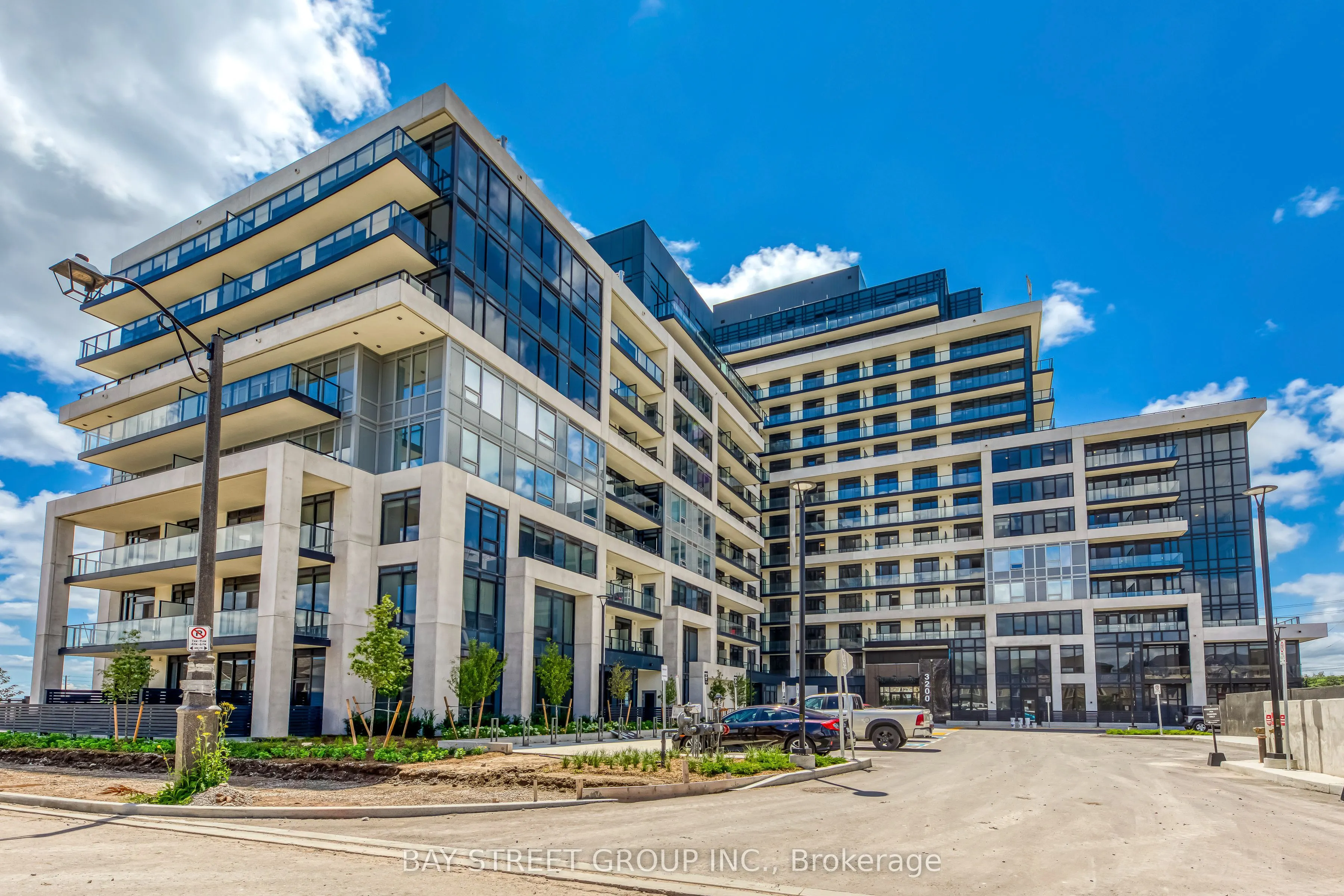 3200 William Coltson Avenue, #520