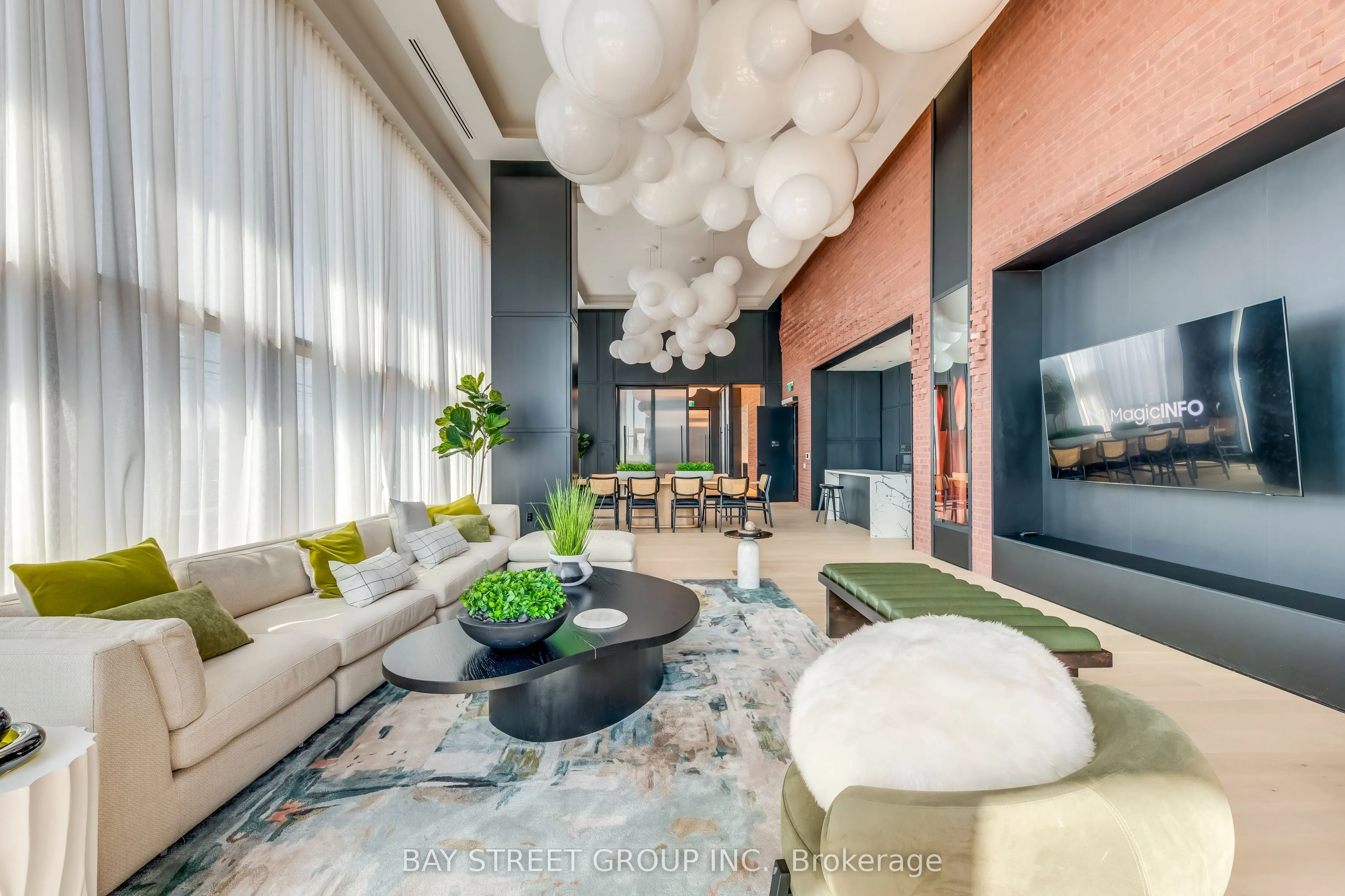 3200 William Coltson Avenue, #520
