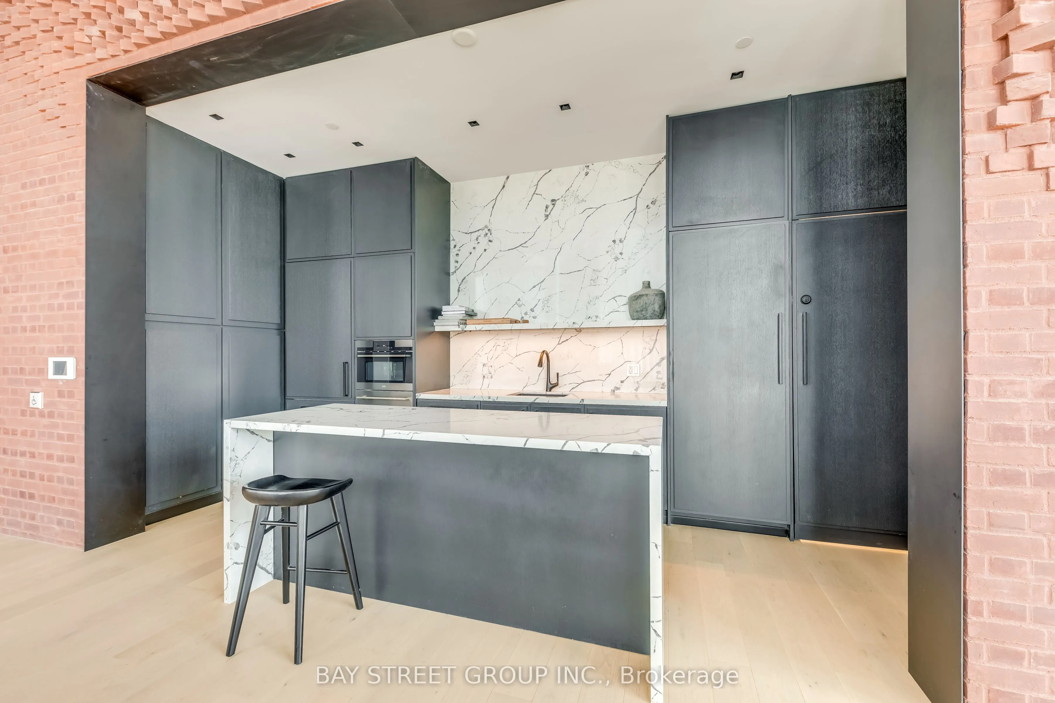 3200 William Coltson Avenue, #520