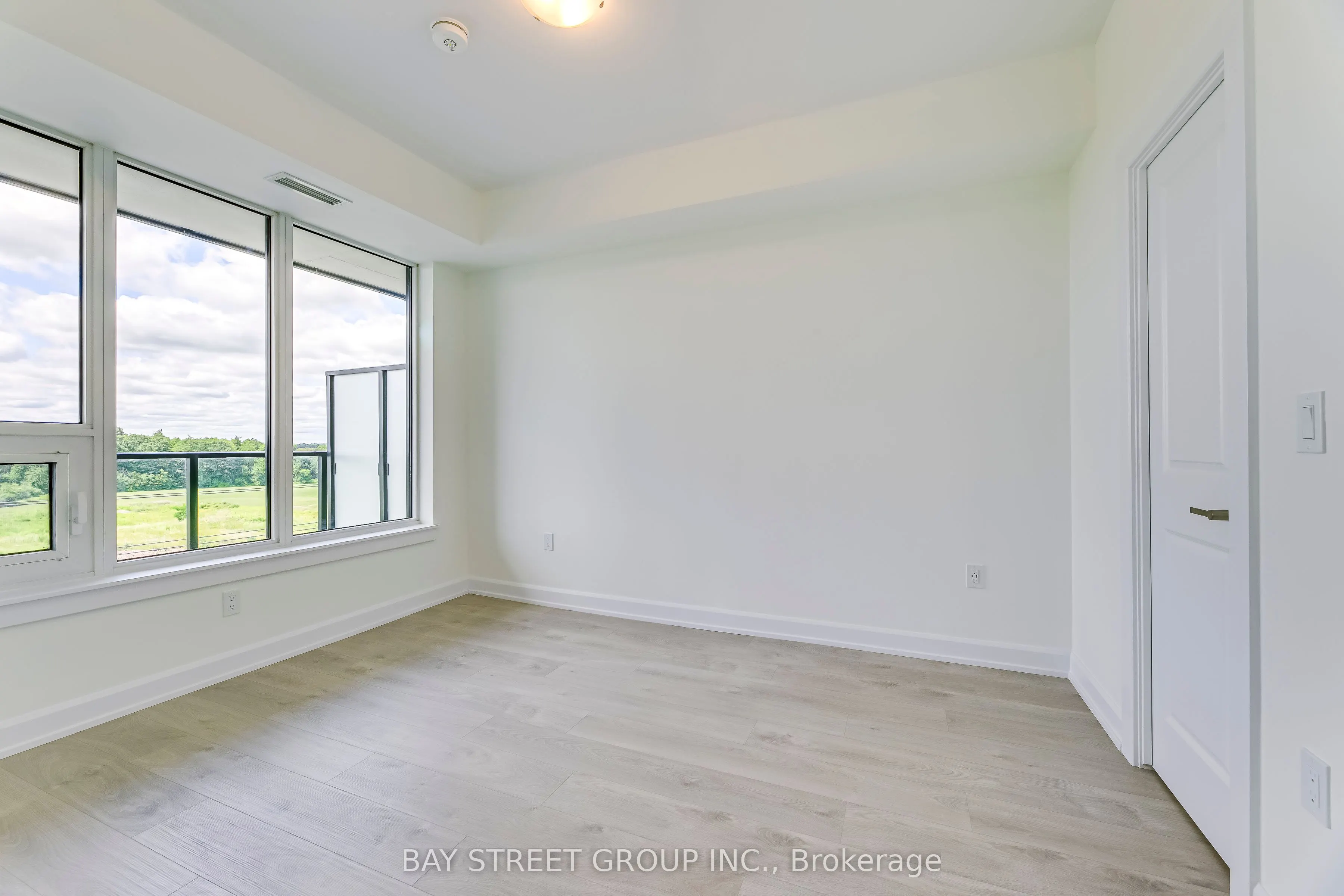 3200 William Coltson Avenue, #520