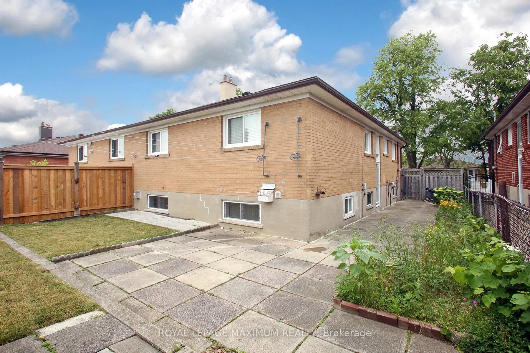 159 Spenvalley Drive