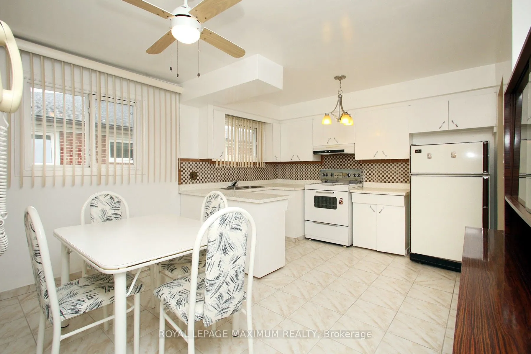 159 Spenvalley Drive