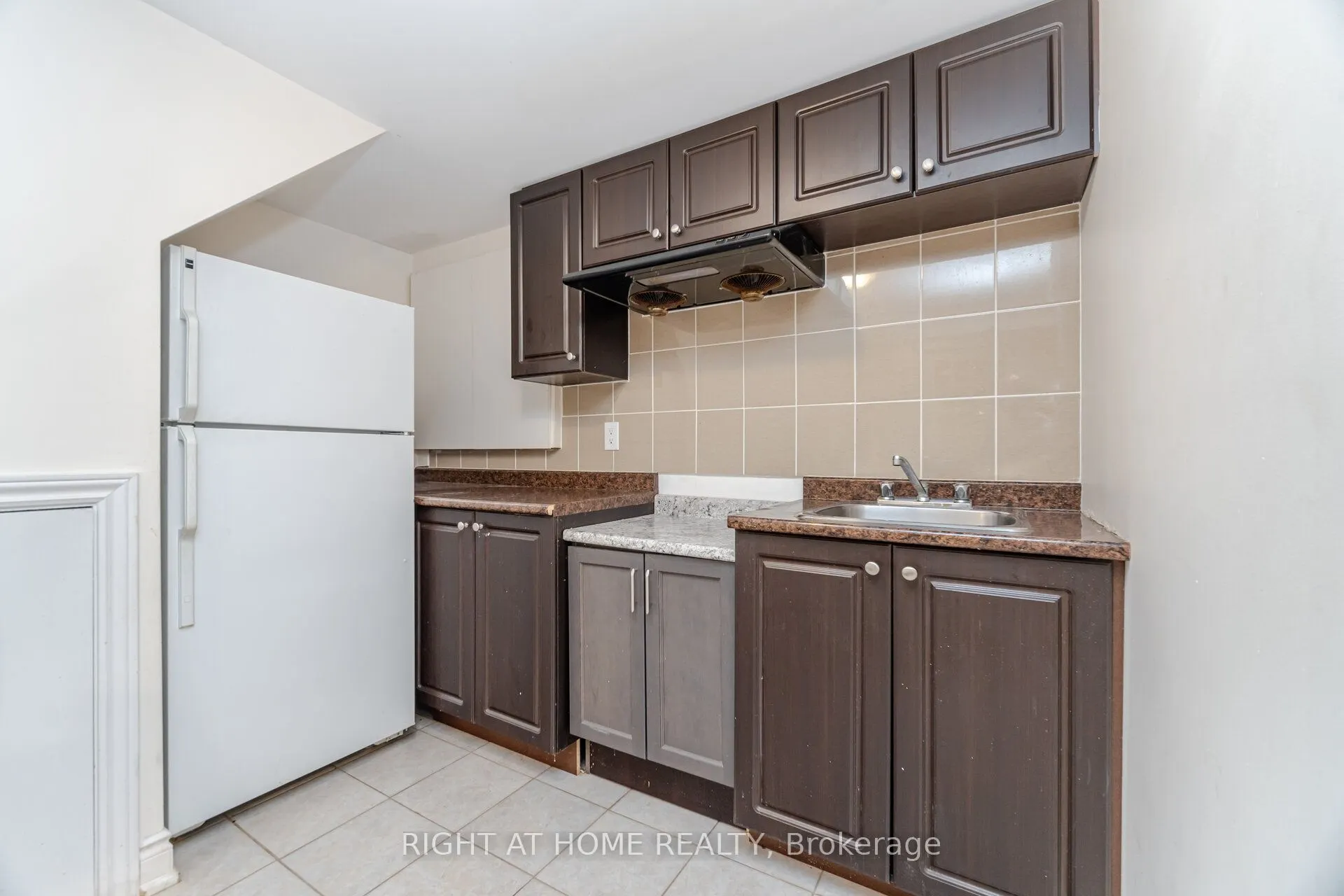 325 Harrowsmith Drive
