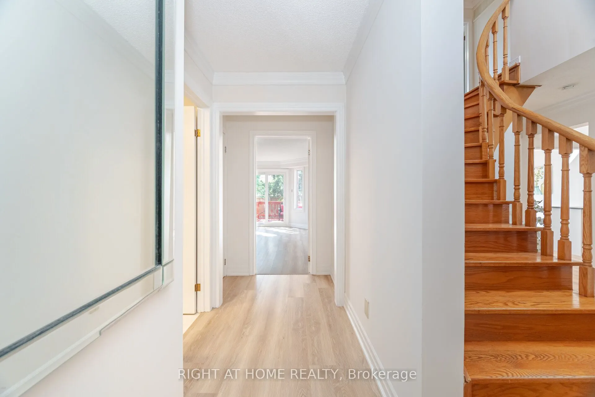 325 Harrowsmith Drive