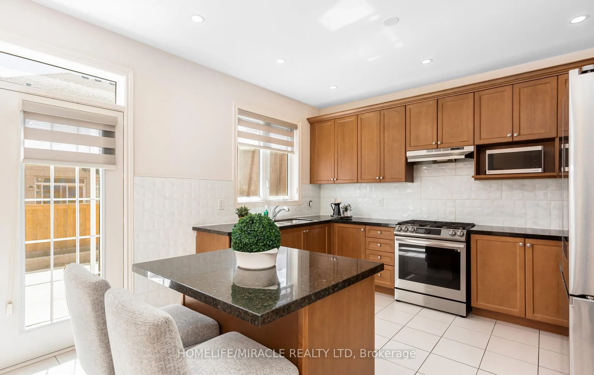 10 Elverton Crescent