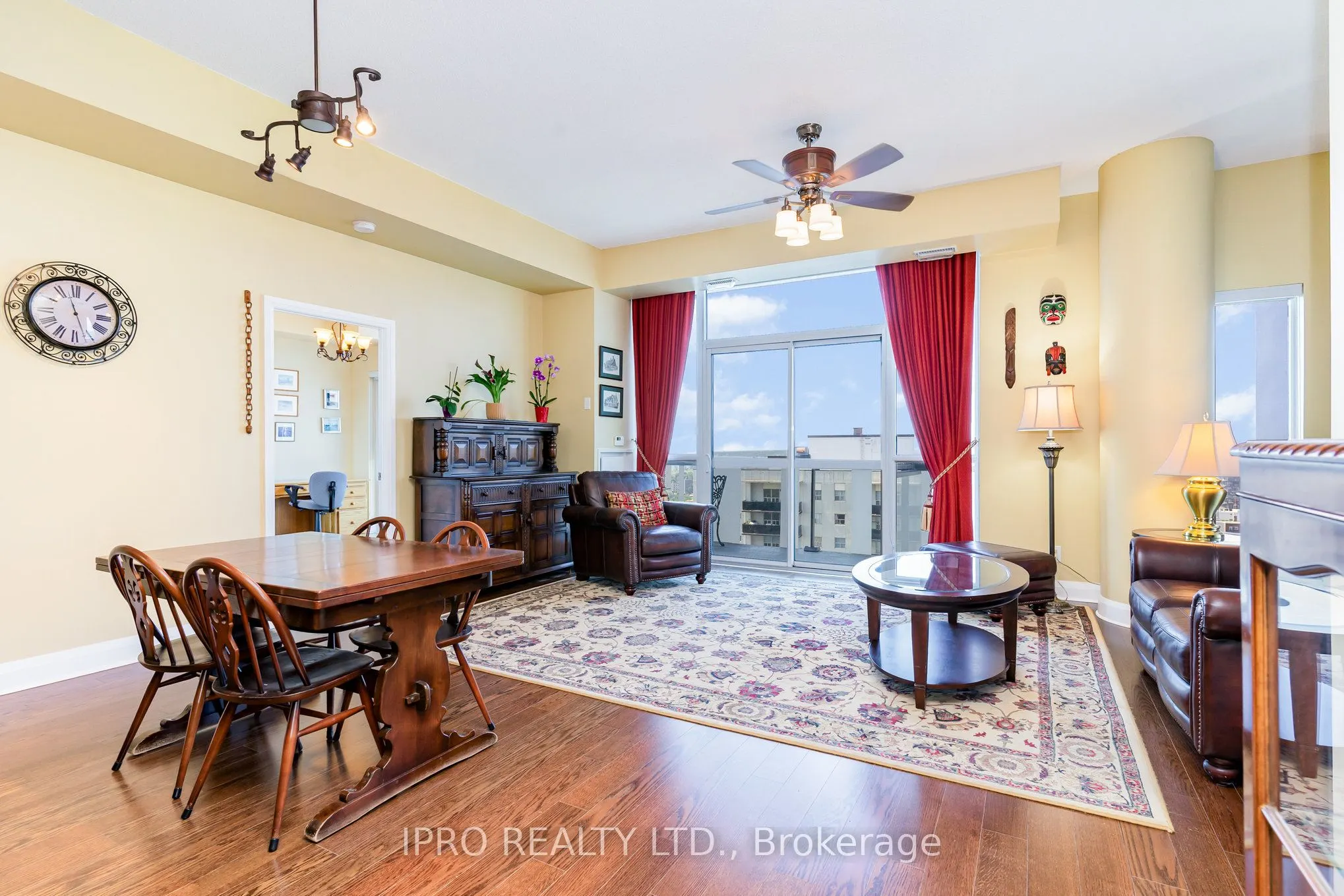 1 Hurontario Street, #1901