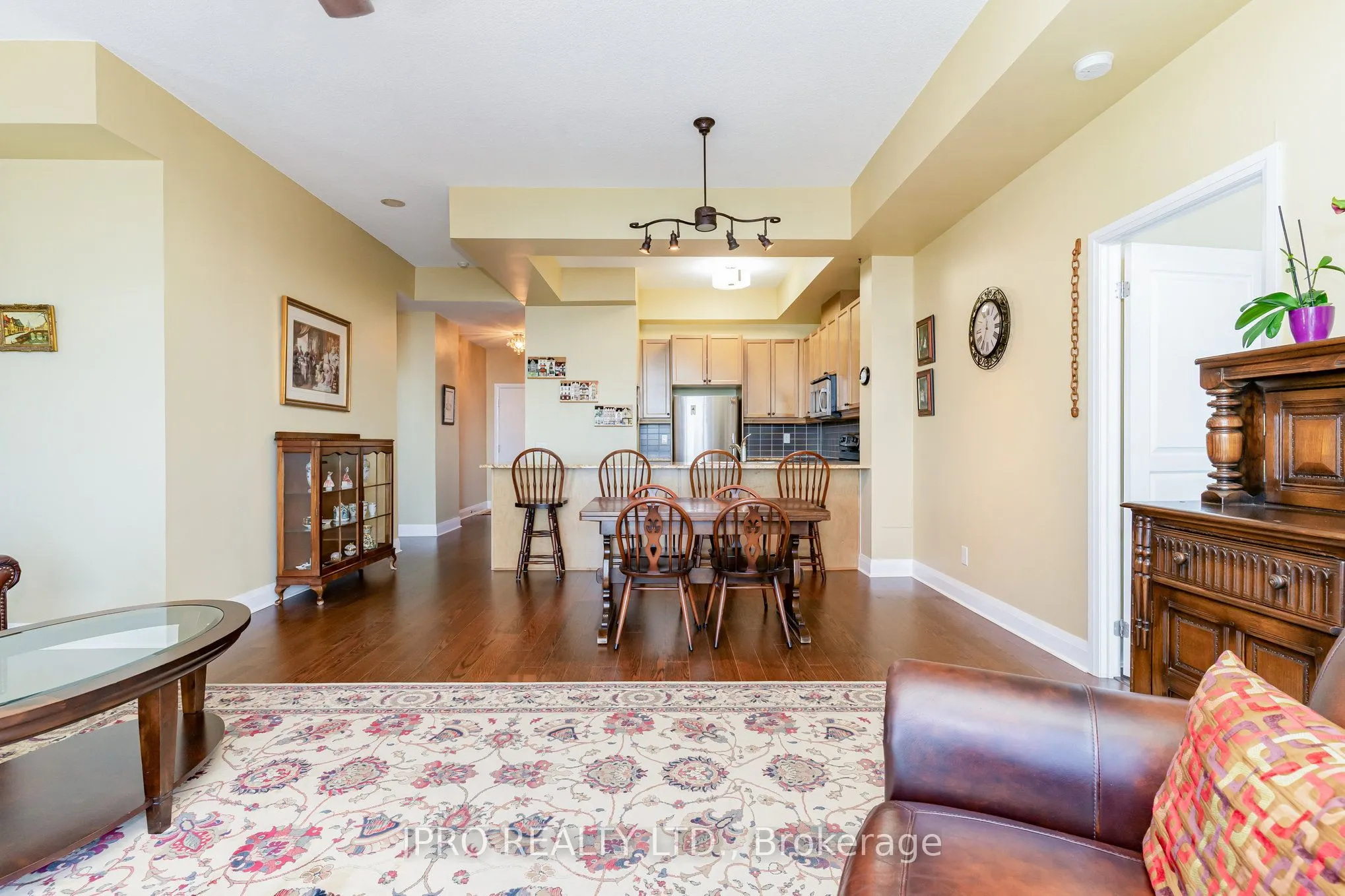 1 Hurontario Street, #1901