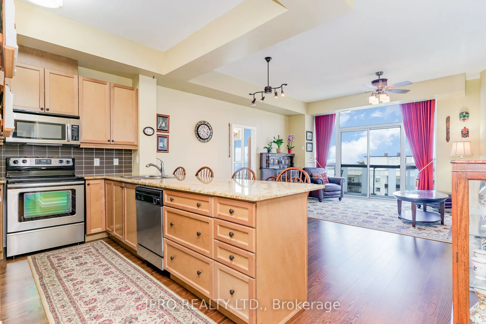 1 Hurontario Street, #1901