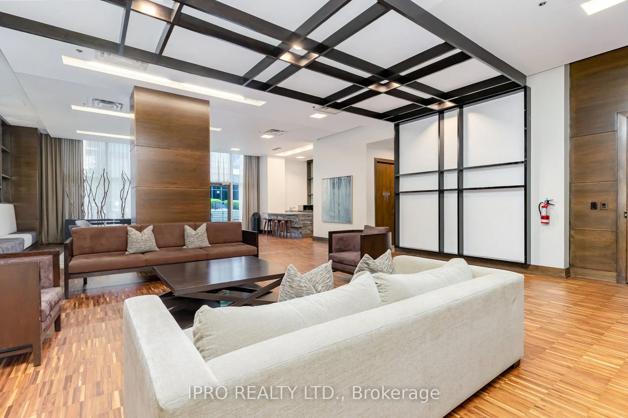 1 Hurontario Street, #1901