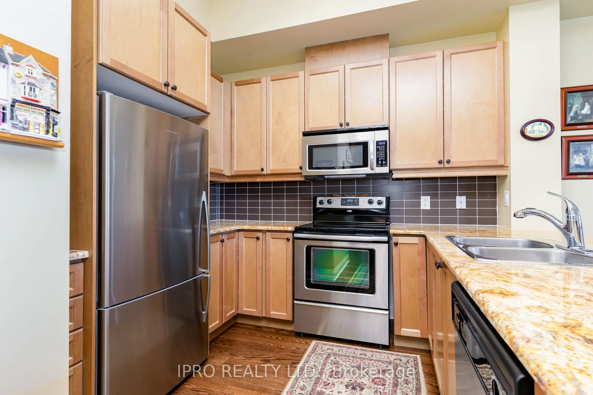1 Hurontario Street, #1901