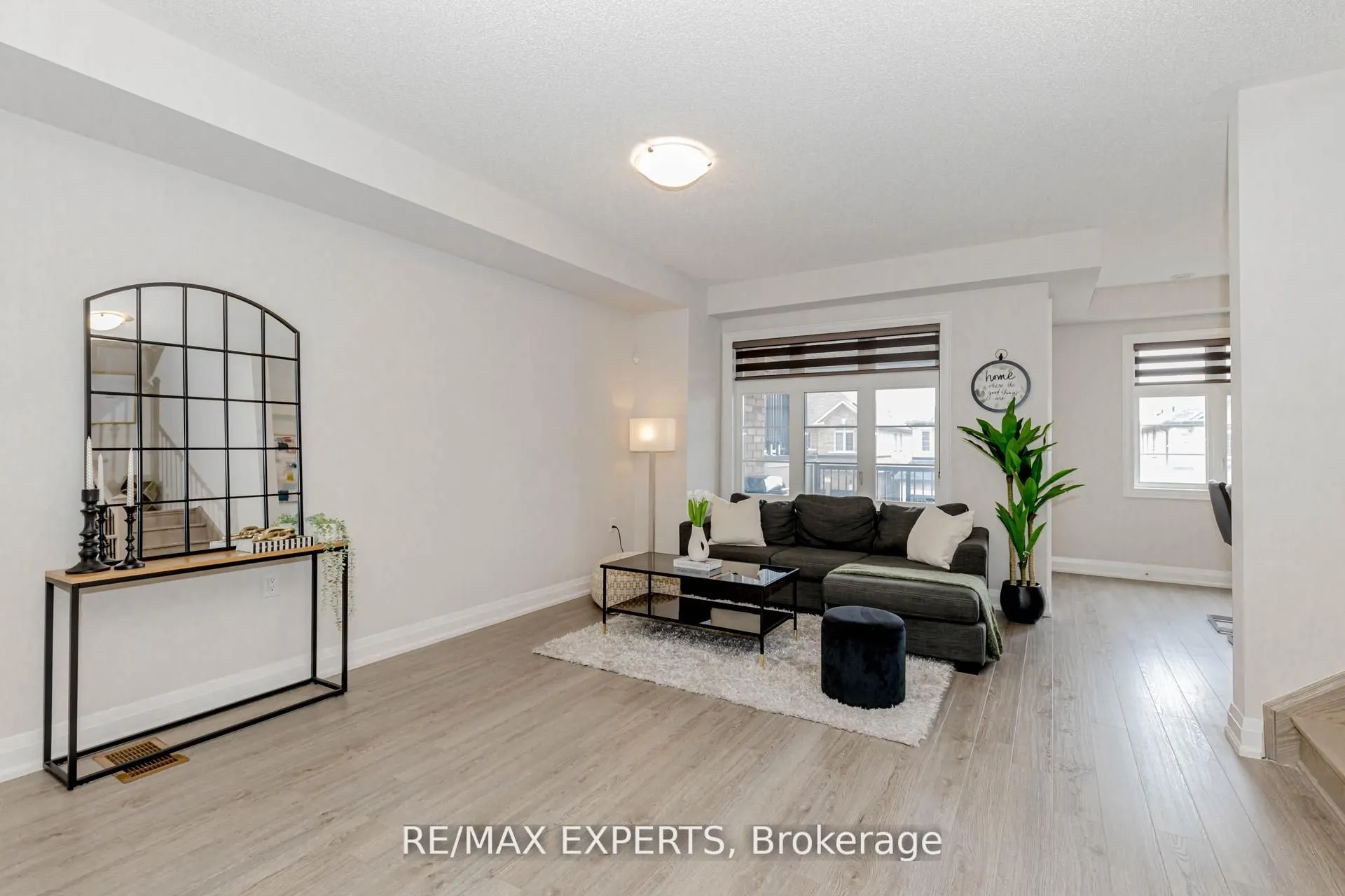 92 Deer Ridge Trail
