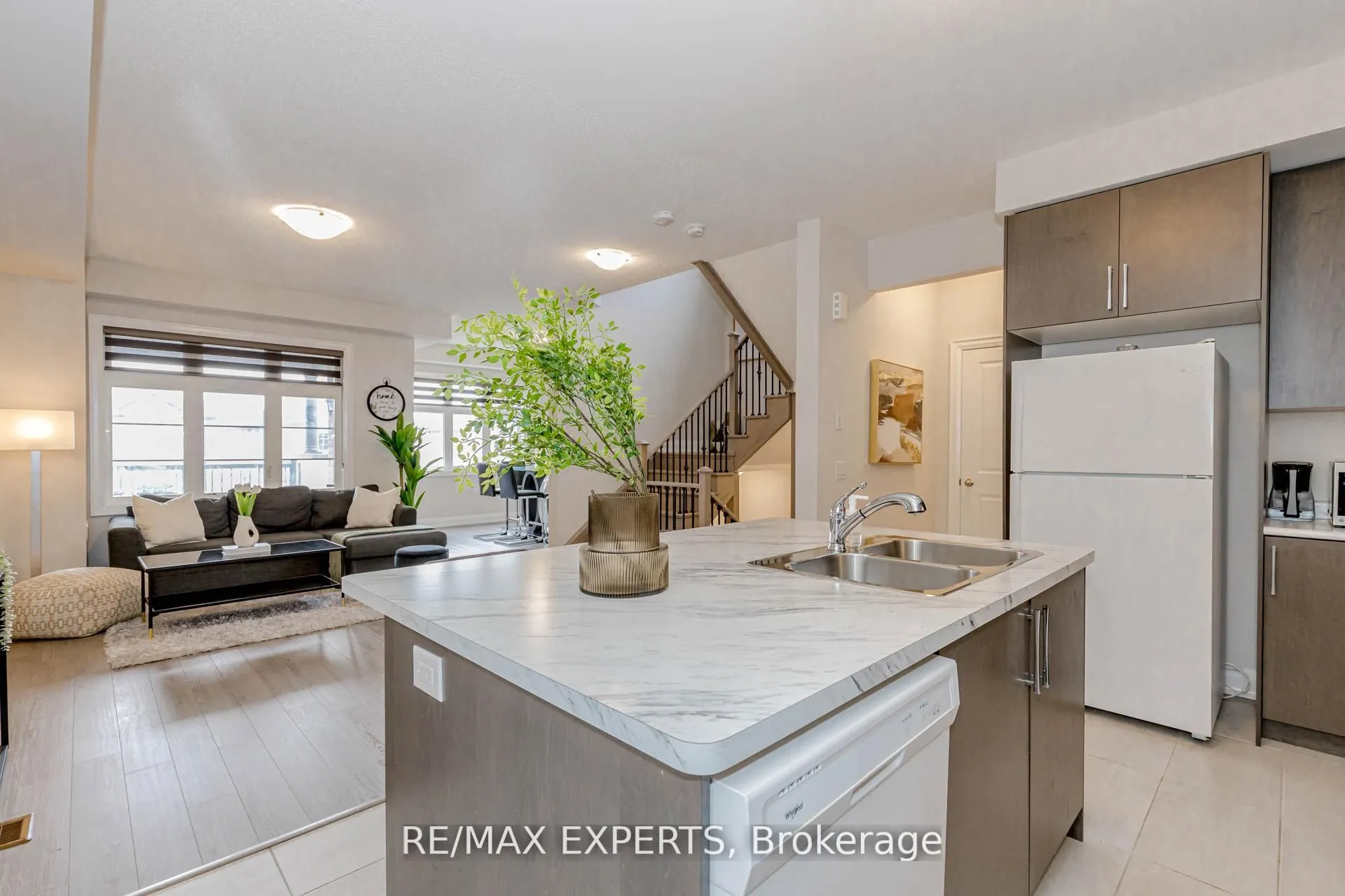 92 Deer Ridge Trail
