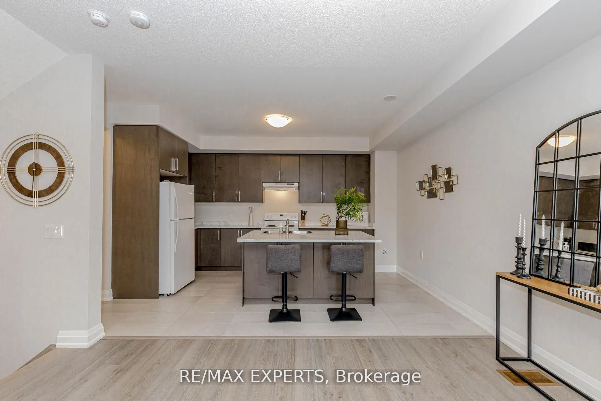92 Deer Ridge Trail
