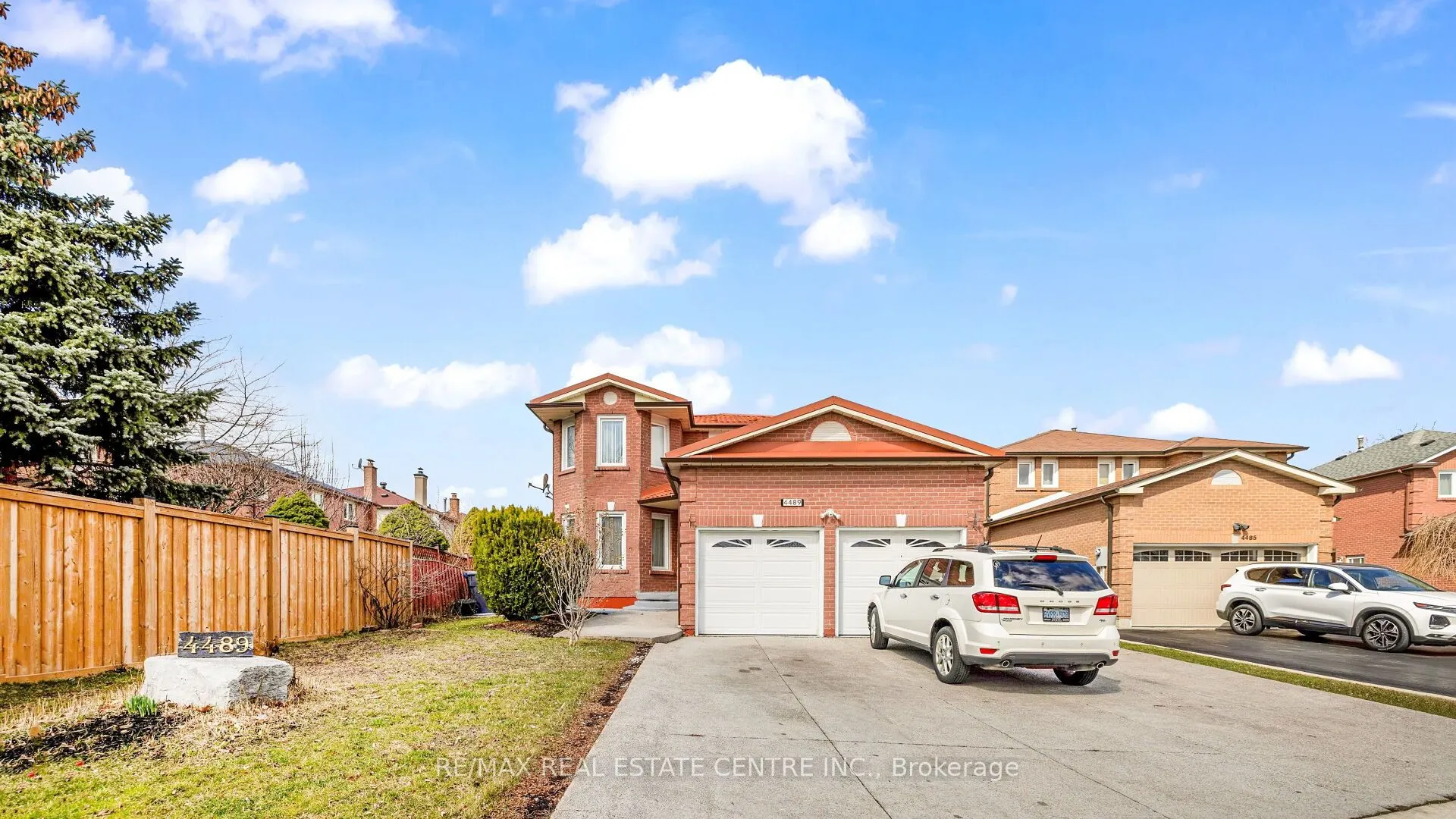 4489 Weymouth Commons Crescent