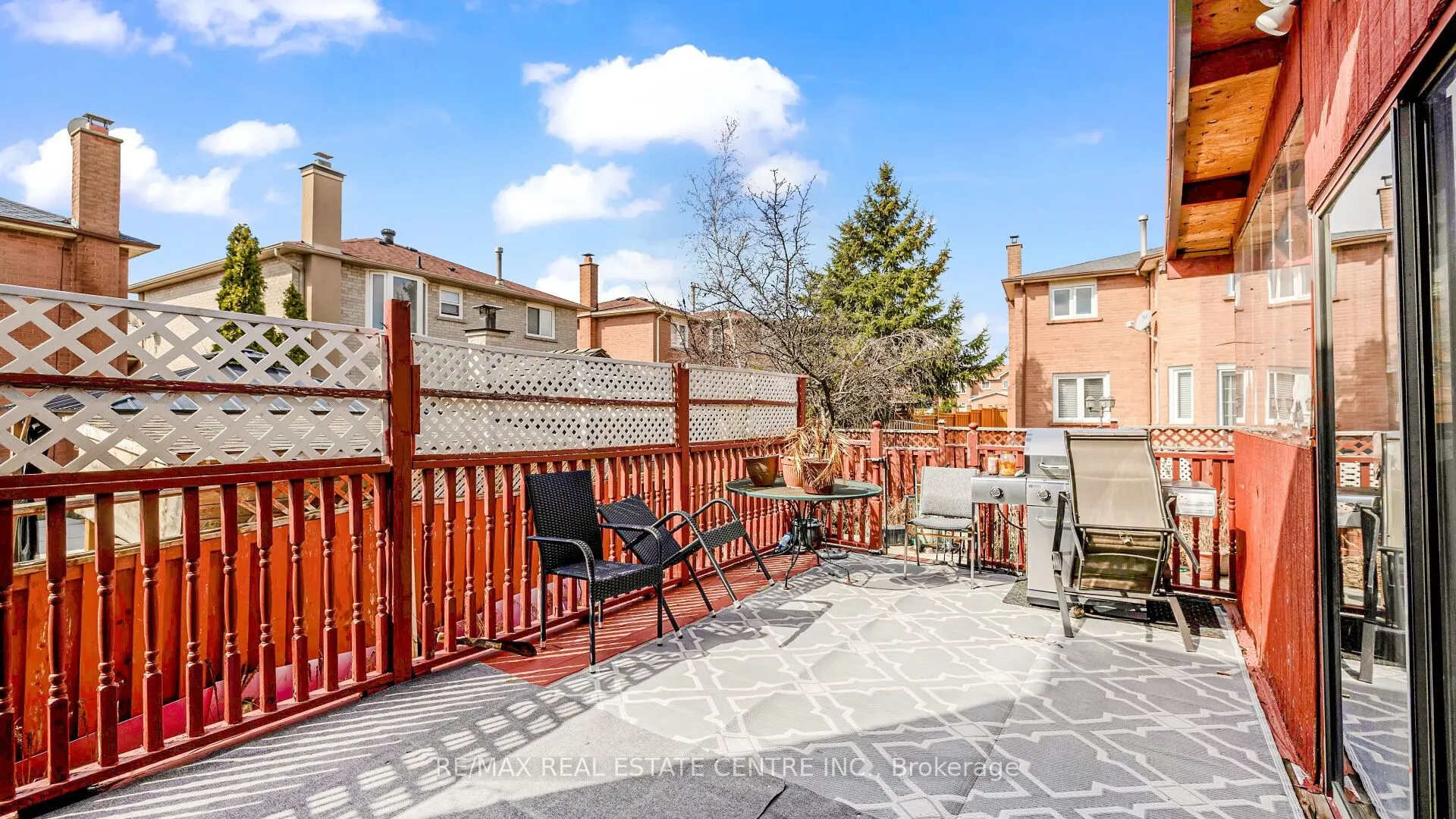 4489 Weymouth Commons Crescent