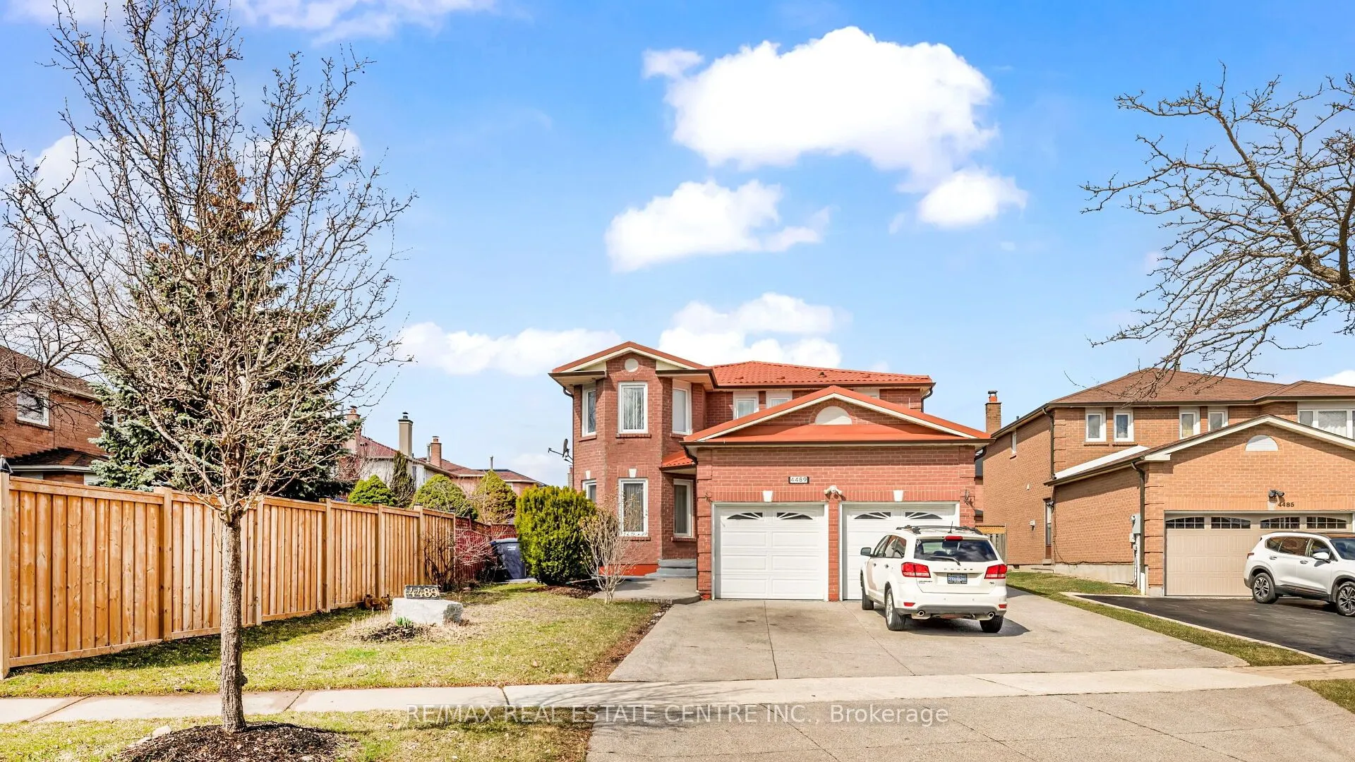 4489 Weymouth Commons Crescent