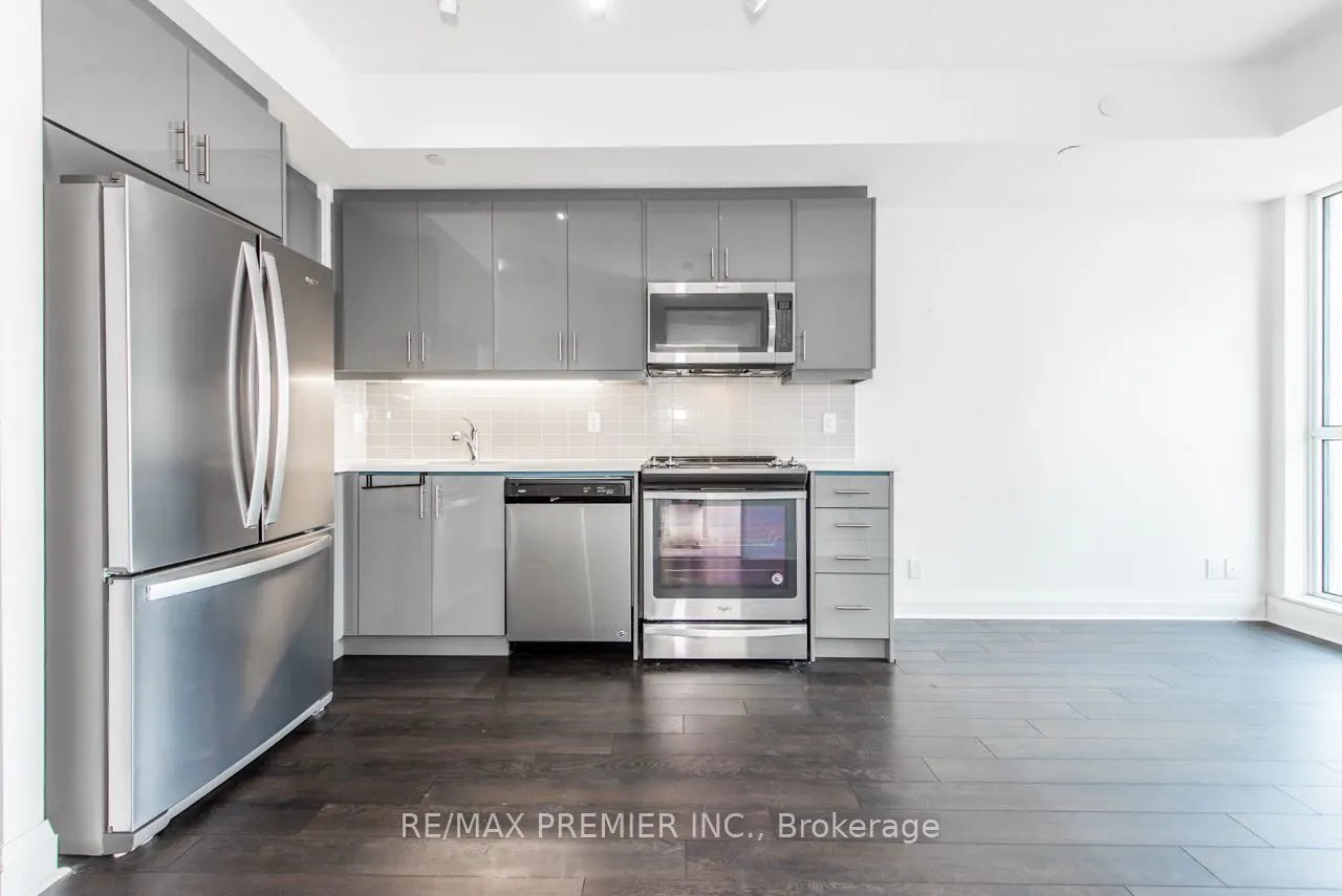 17 Zorra Street, #1008