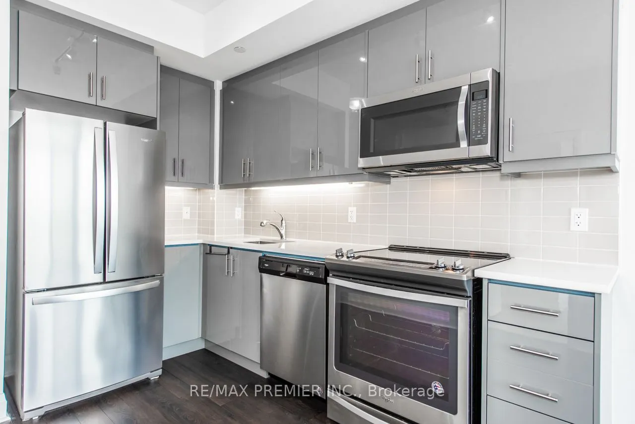 17 Zorra Street, #1008