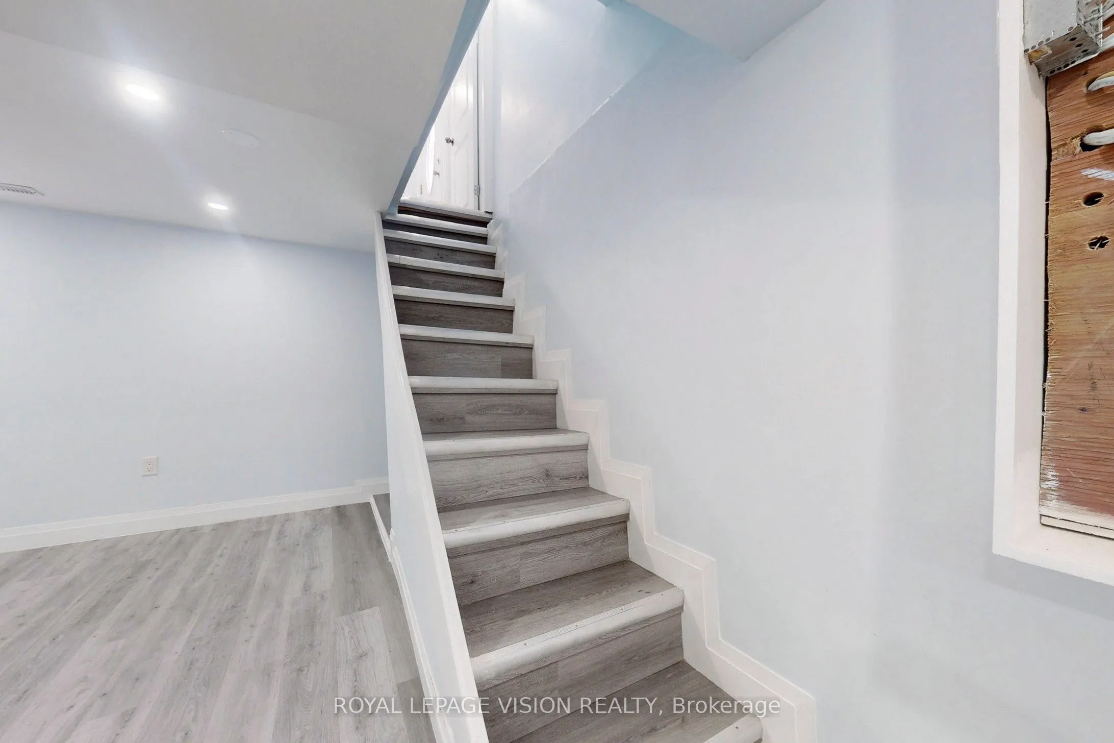 406 Marf Avenue