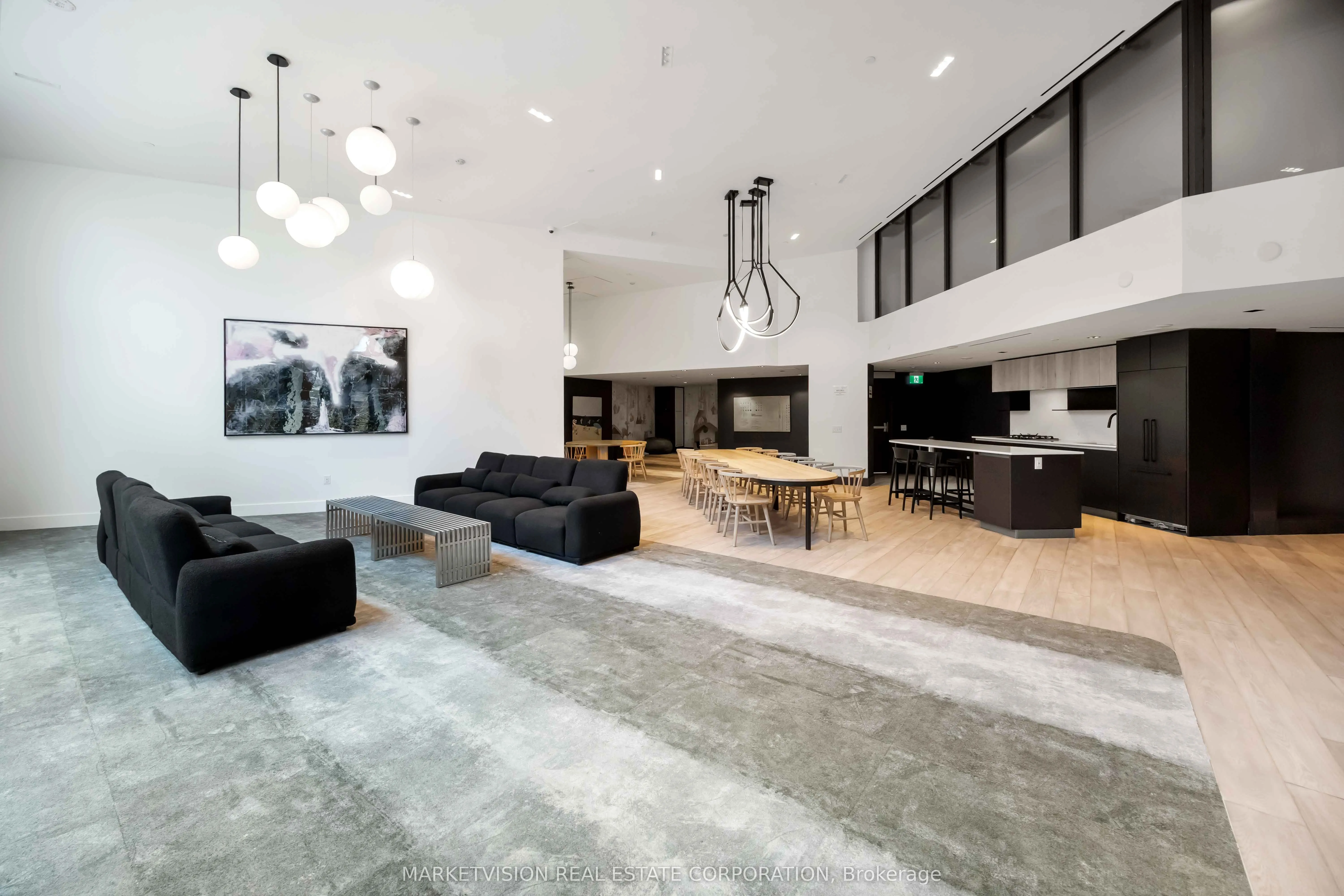 2625 Dundas Street W, #506