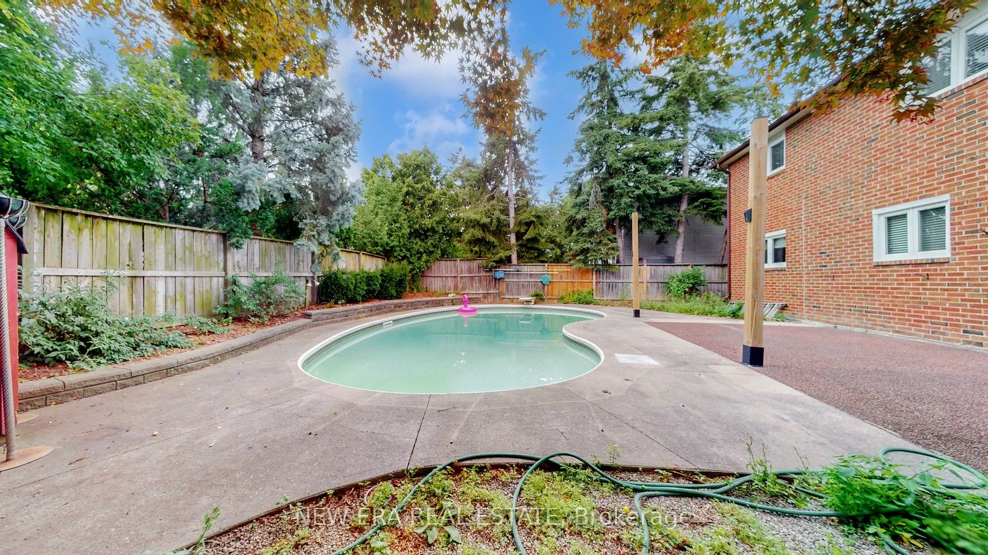 4178 Garnetwood Chase