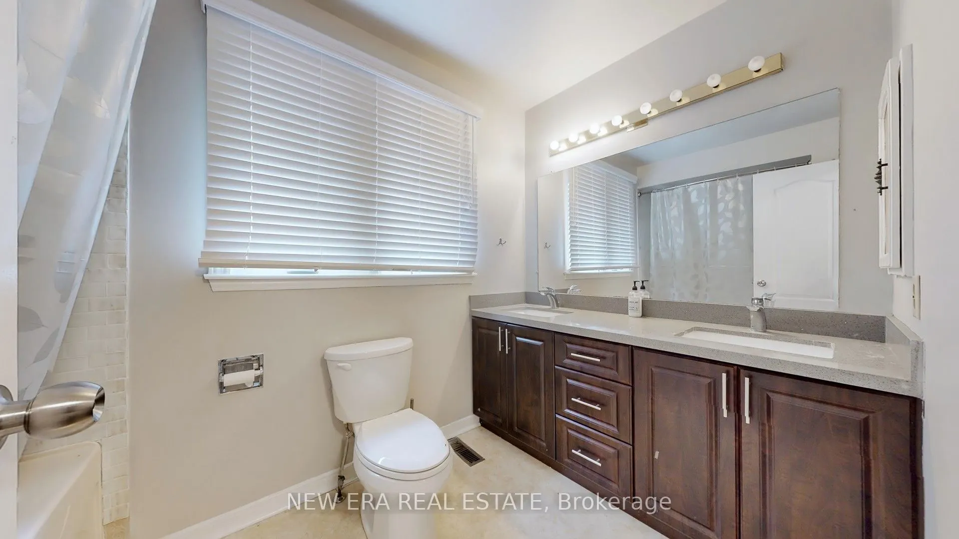 4178 Garnetwood Chase