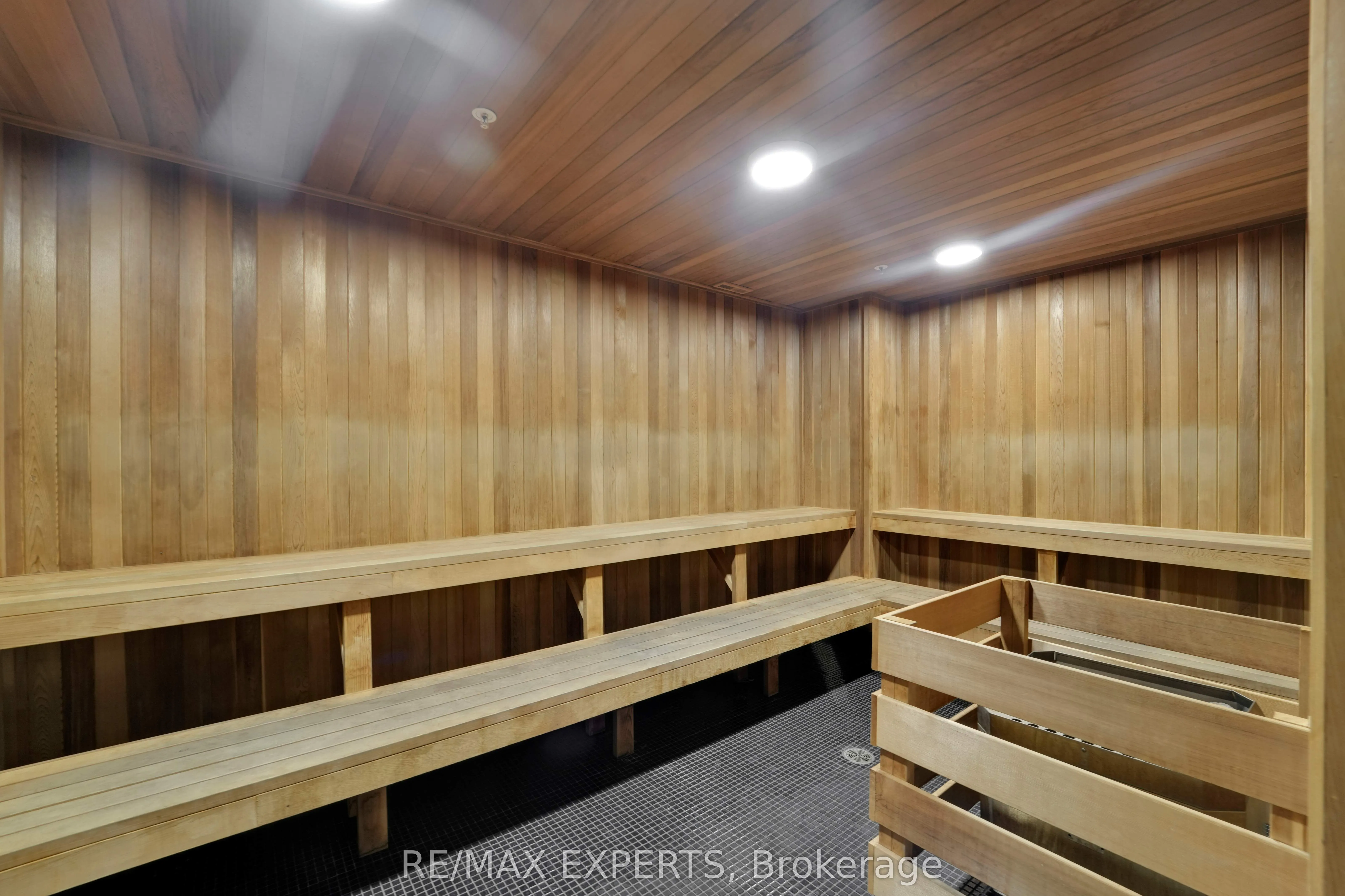 251 Manitoba Street, #1504