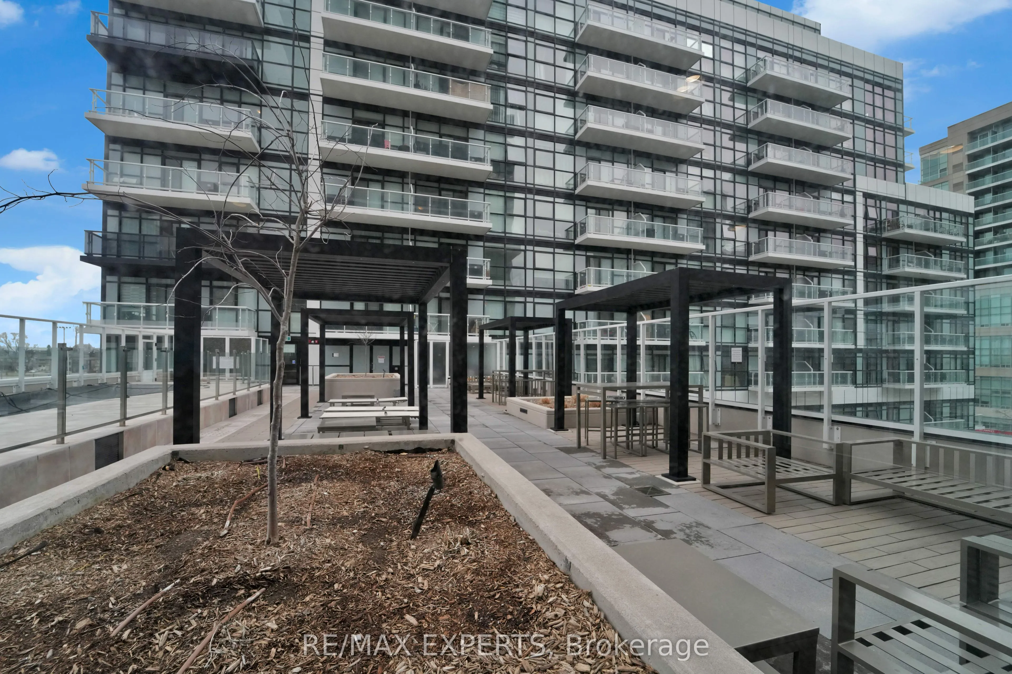 251 Manitoba Street, #1504