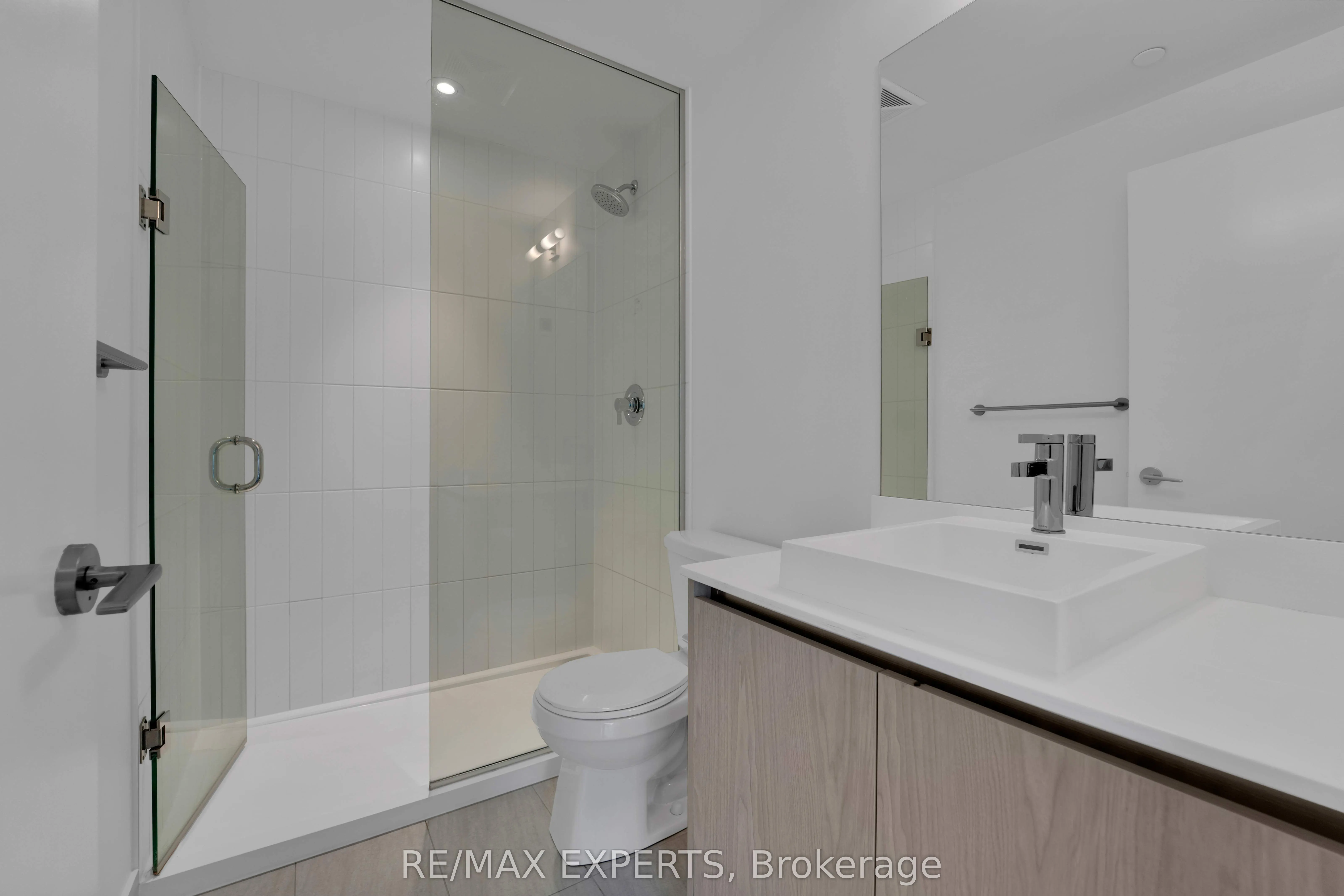 251 Manitoba Street, #1504