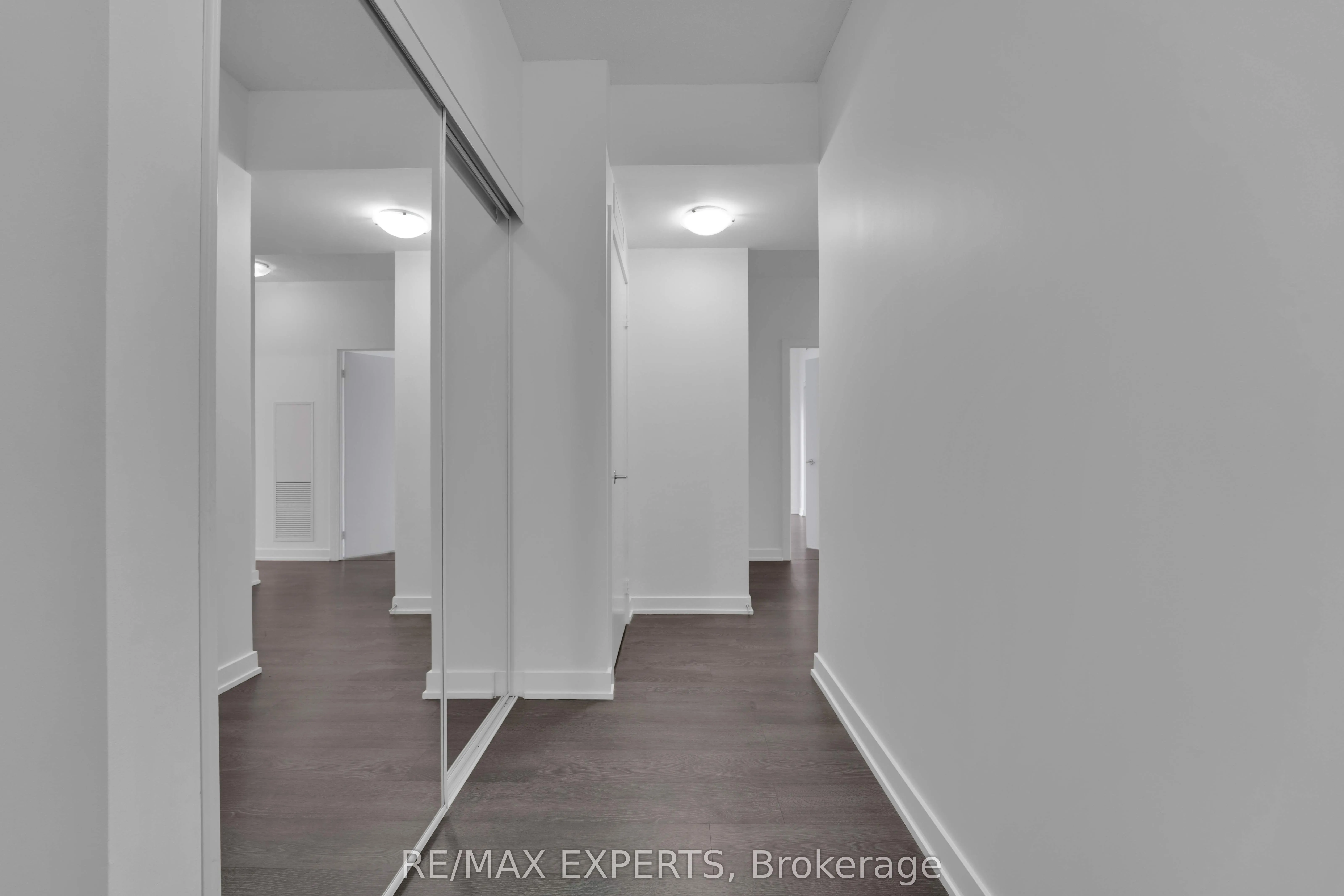 251 Manitoba Street, #1504