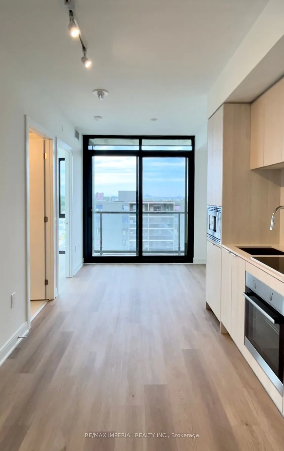 86 Dundas Street, #1104