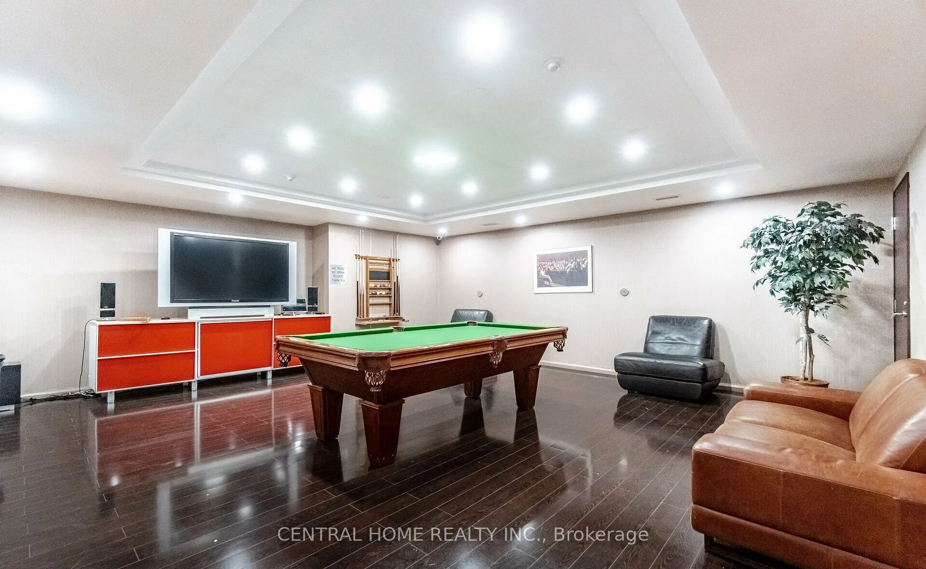 3939 Duke Of York Boulevard, #717