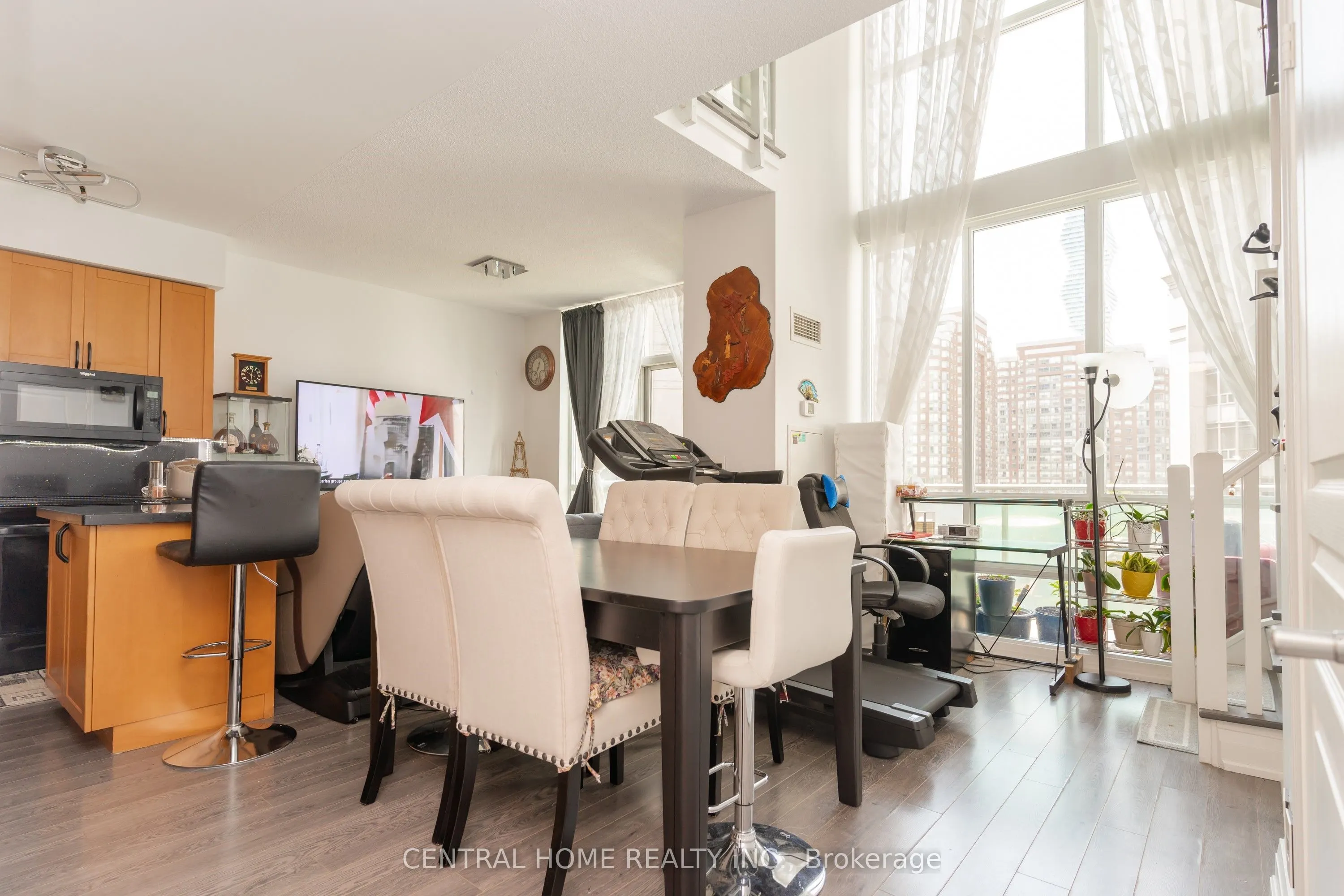 3939 Duke Of York Boulevard, #717