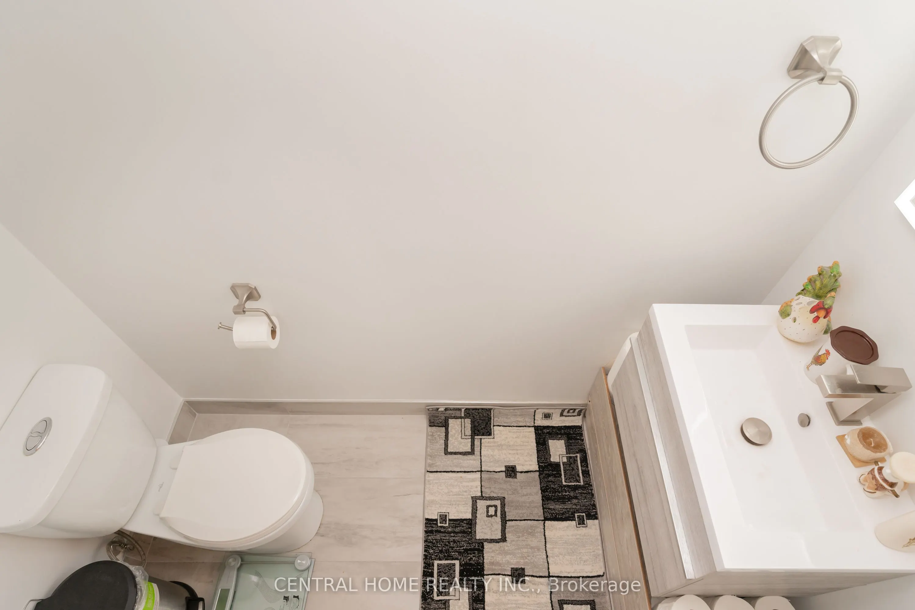 3939 Duke Of York Boulevard, #717