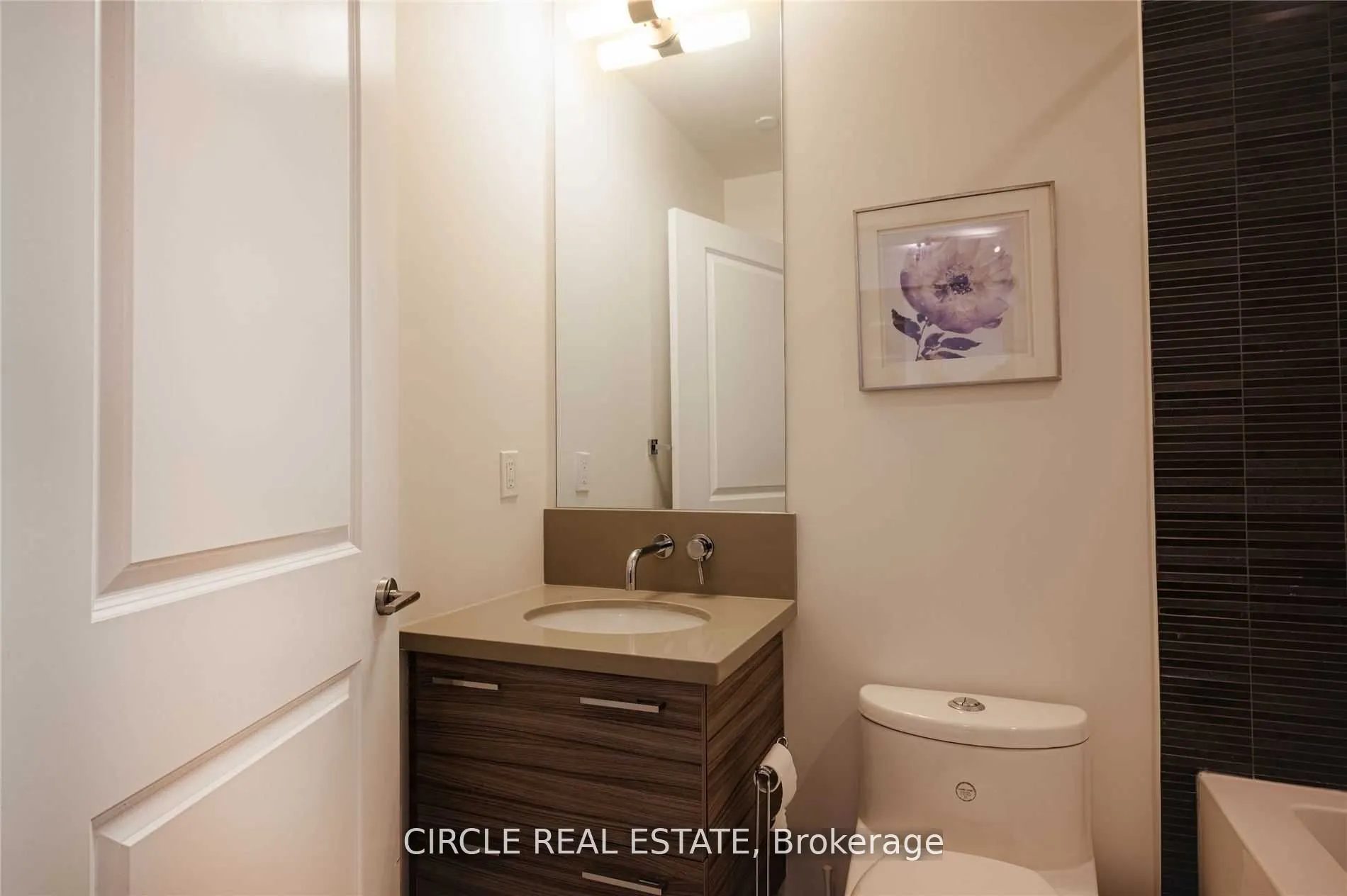 33 Shore Breeze Drive, #1806
