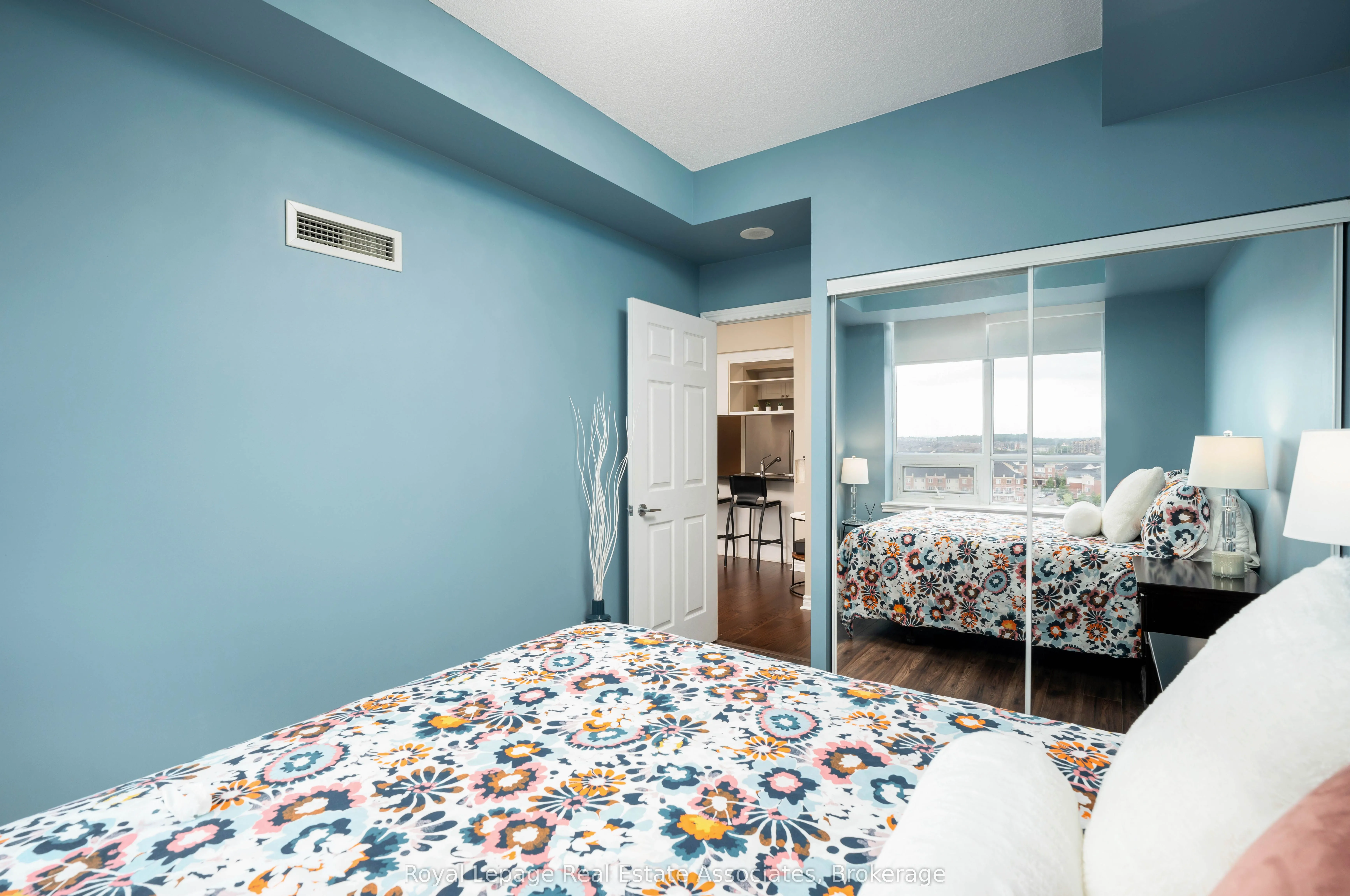 2325 Central Park Drive, #1112
