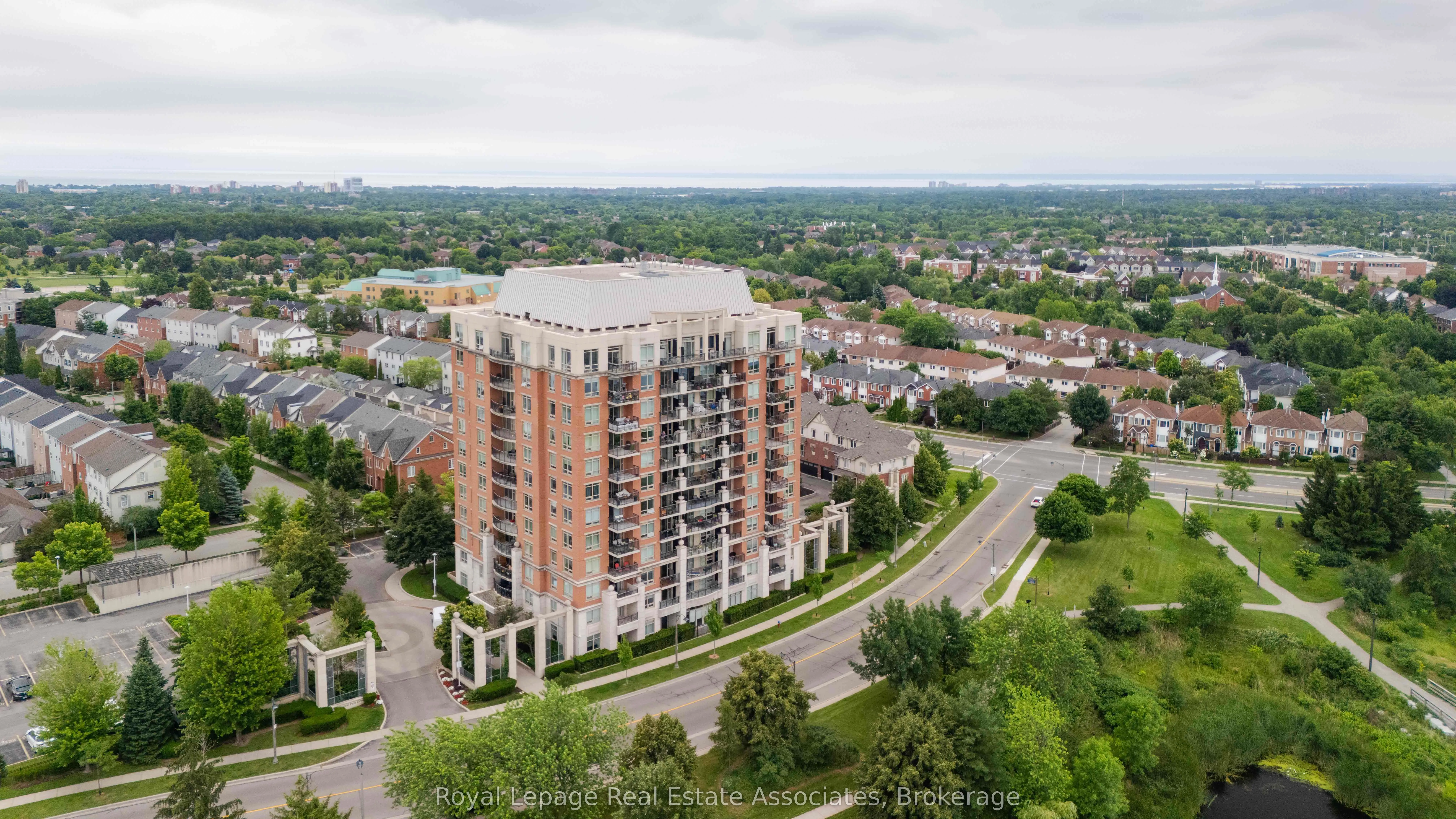 2325 Central Park Drive, #1112