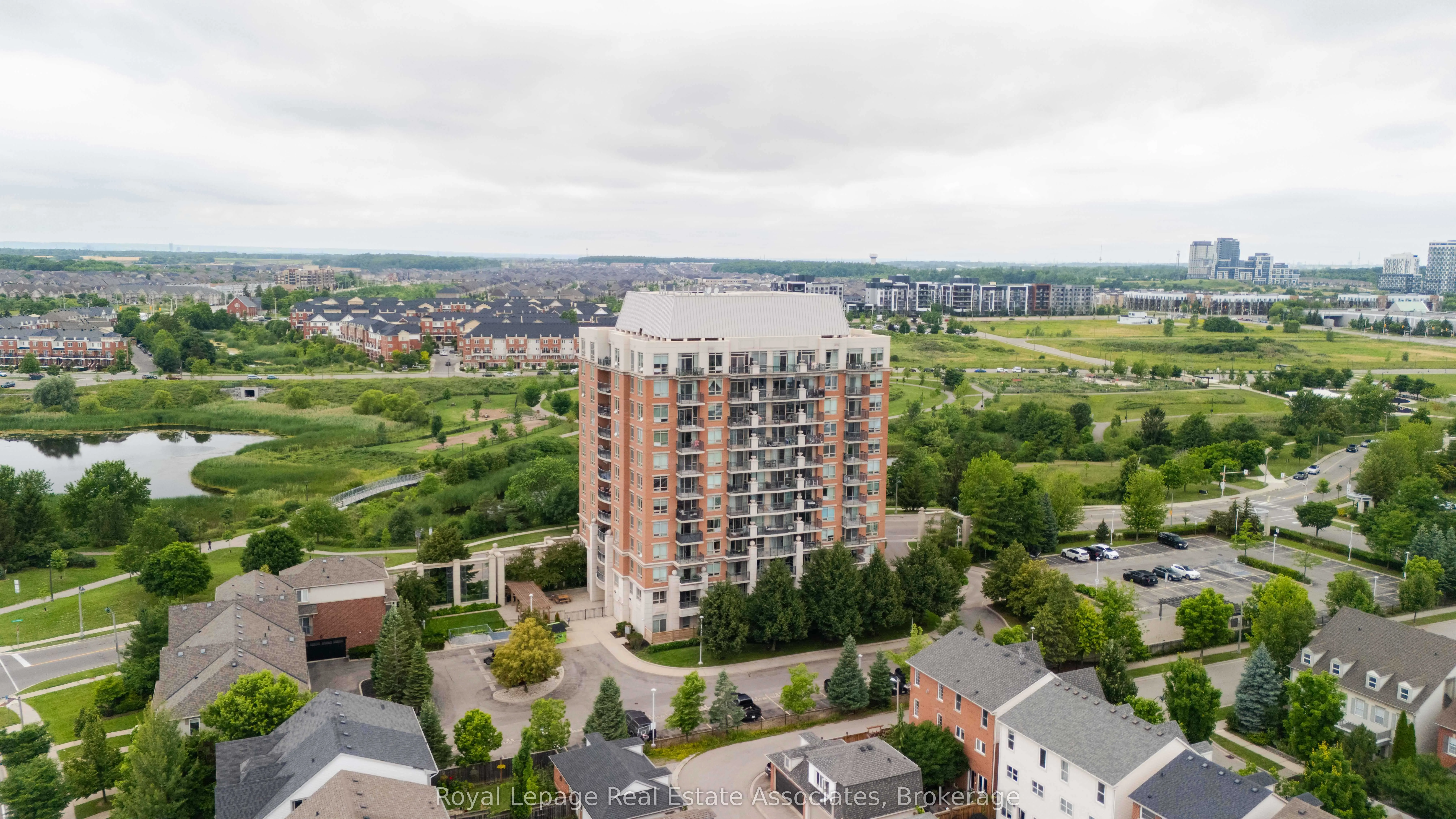 2325 Central Park Drive, #1112