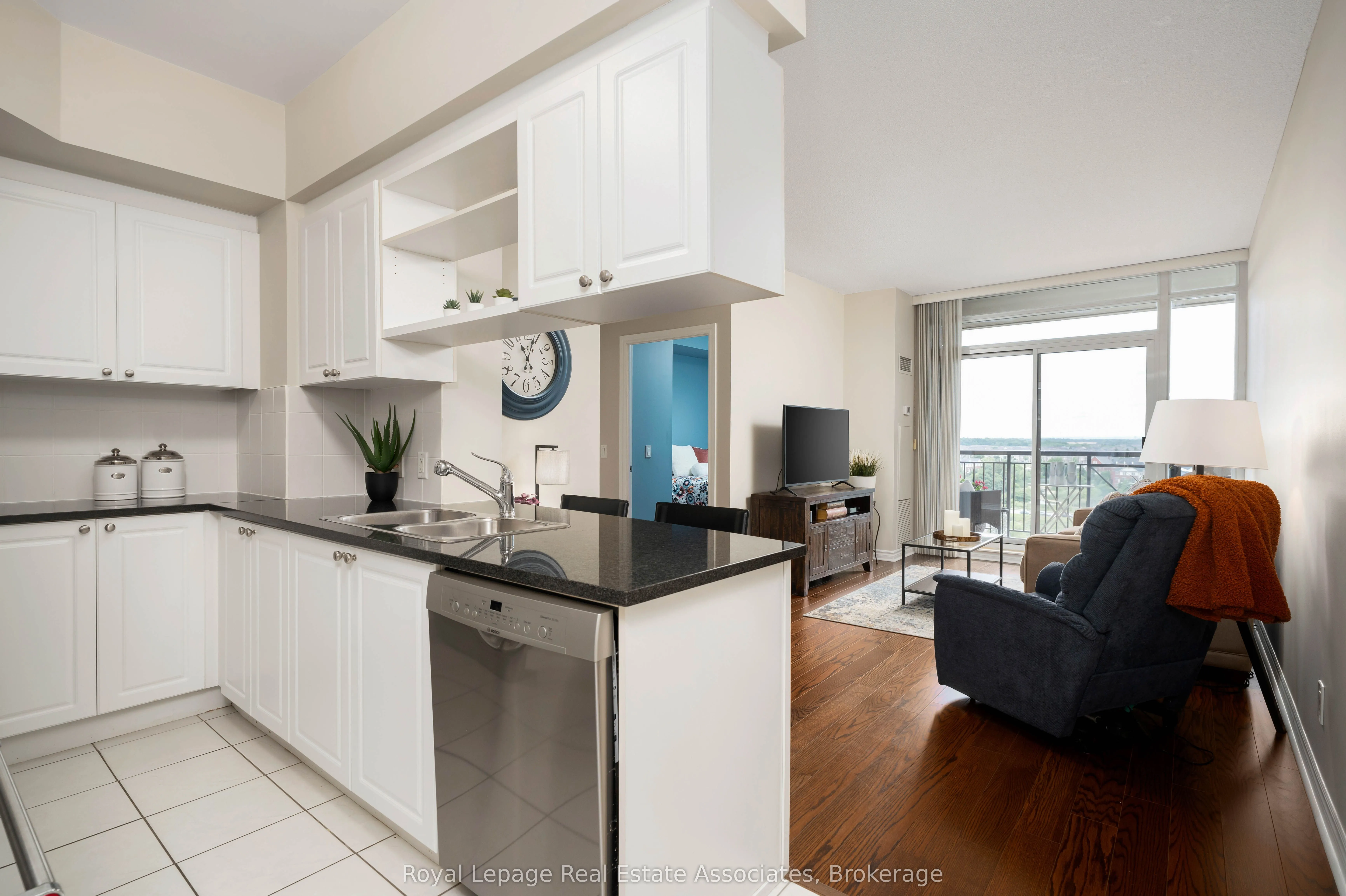 2325 Central Park Drive, #1112