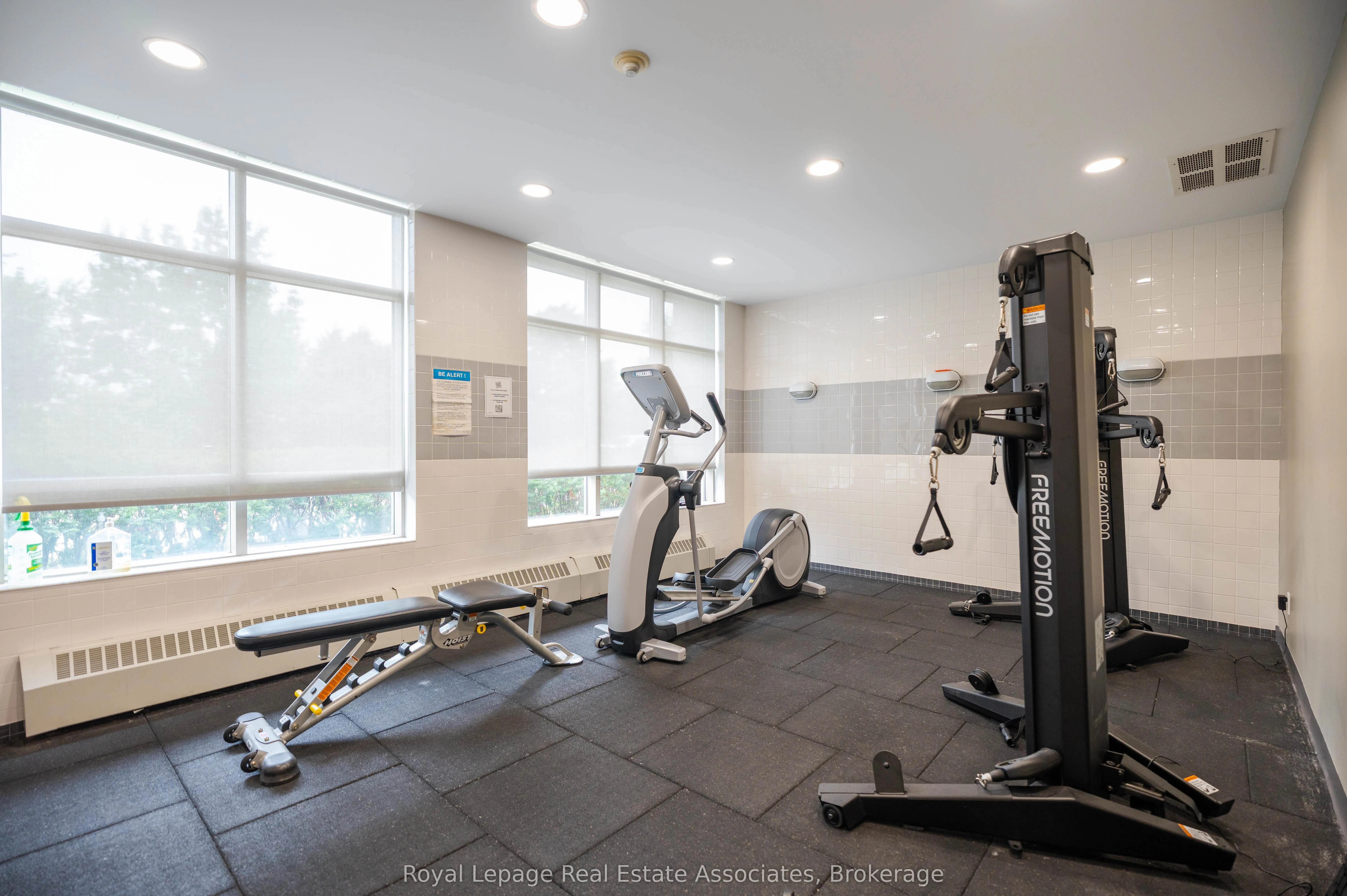 2325 Central Park Drive, #1112