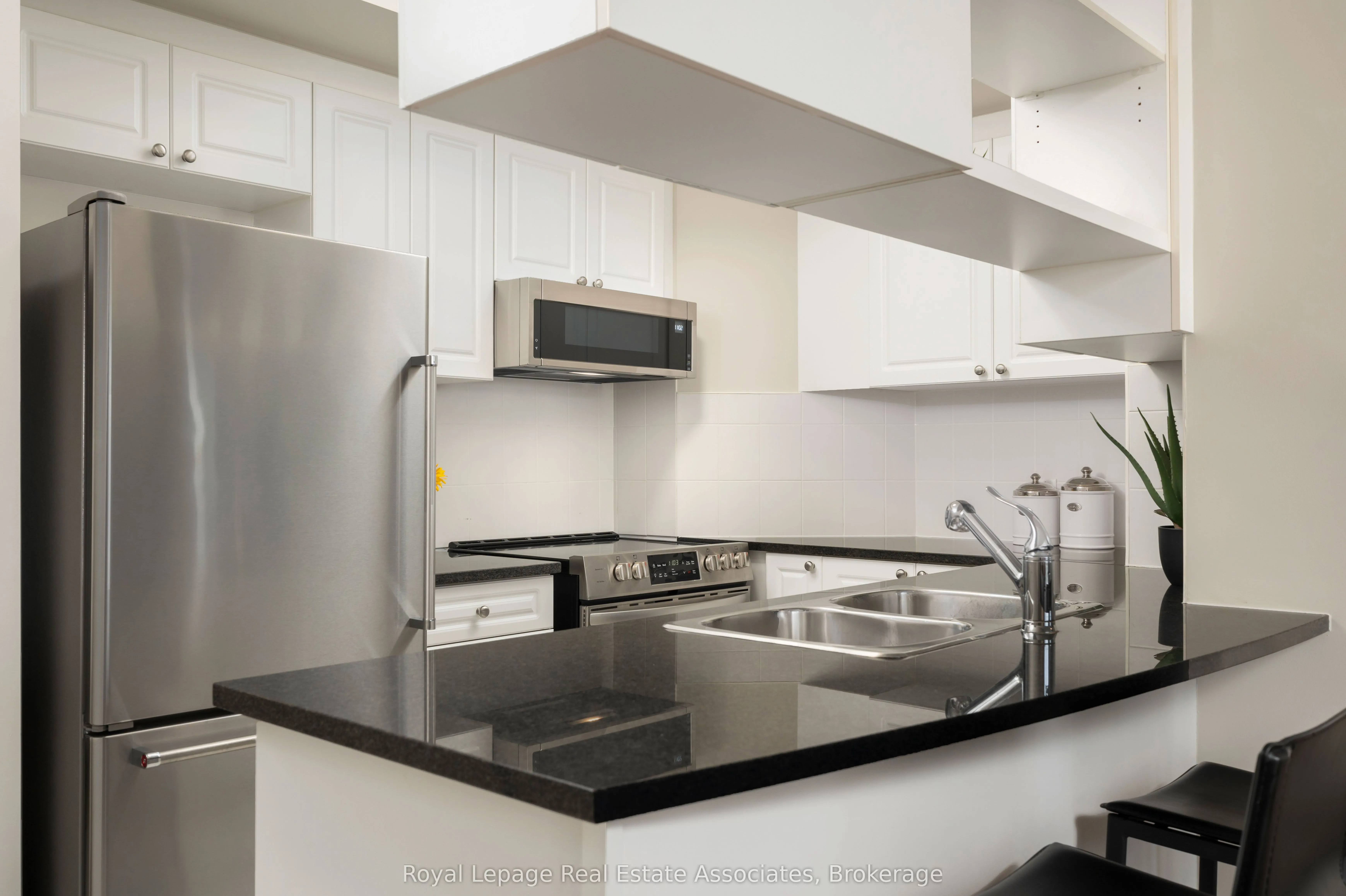 2325 Central Park Drive, #1112