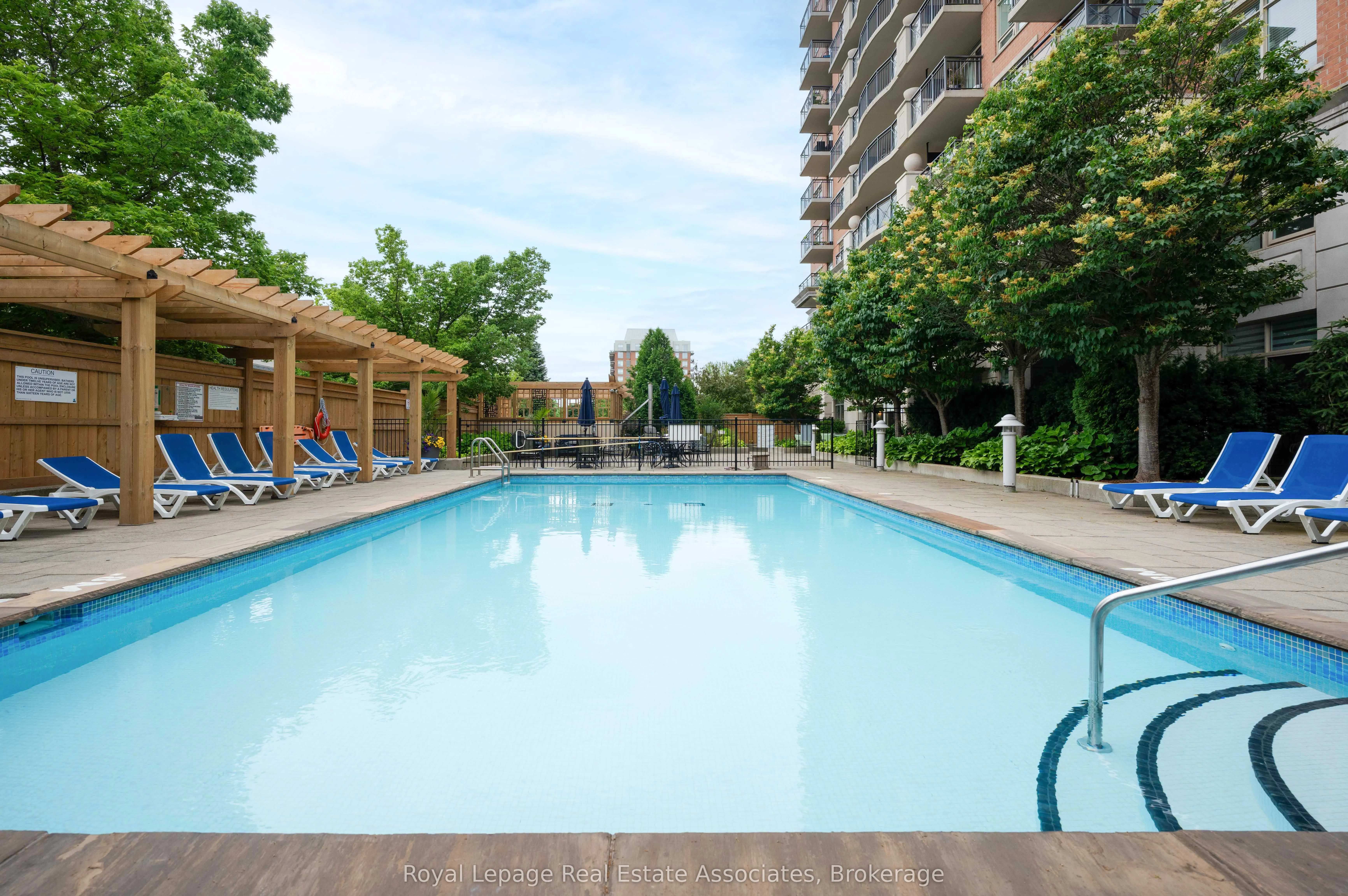 2325 Central Park Drive, #1112