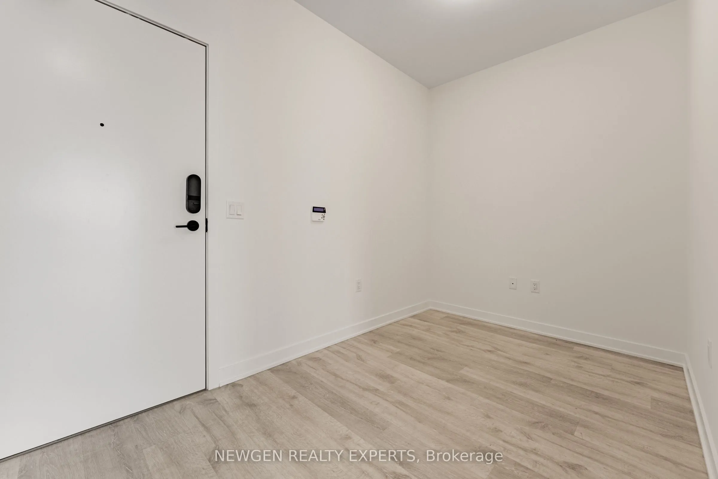 4655 Metcalfe Avenue, #PH 2203