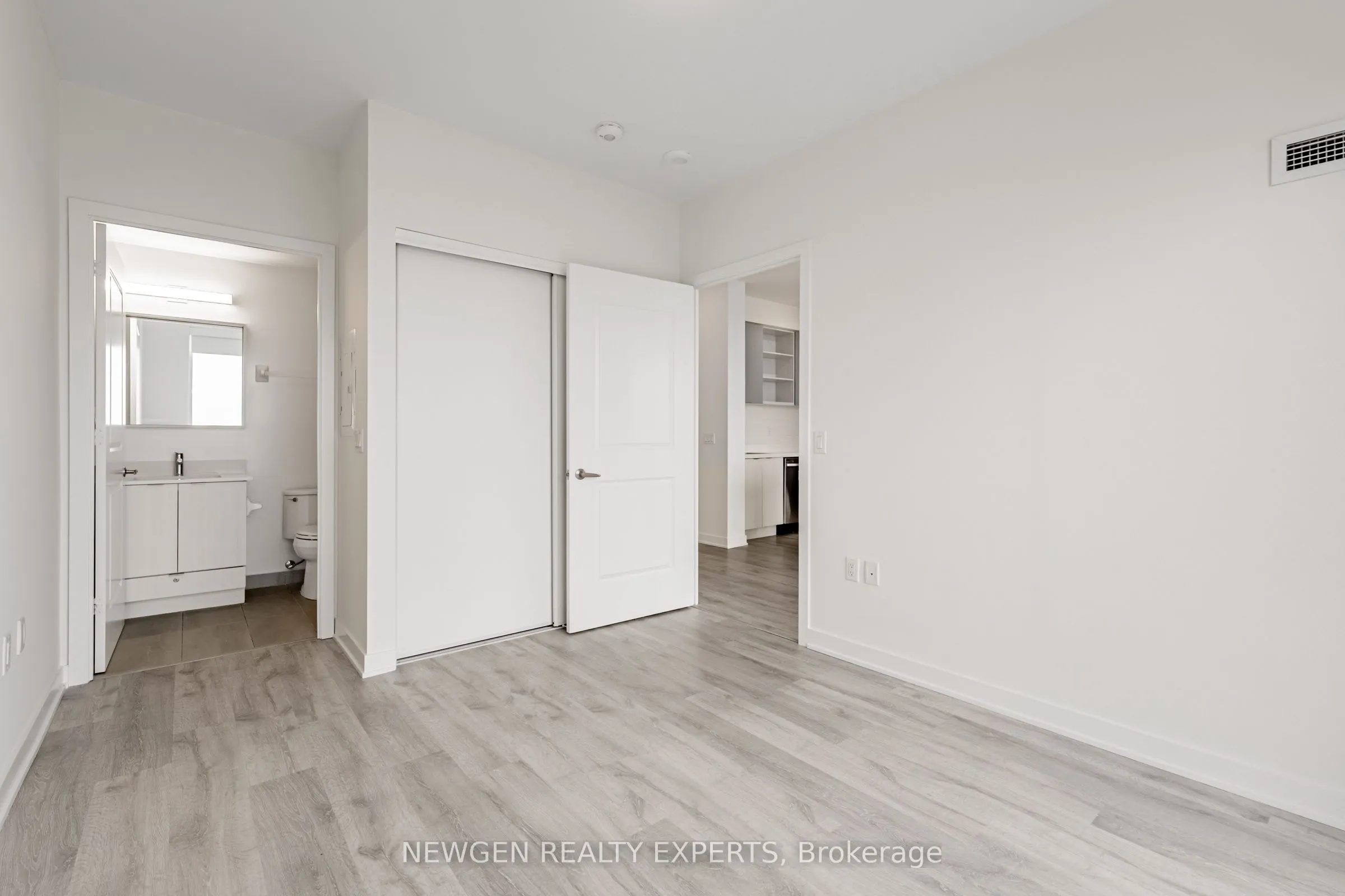 4655 Metcalfe Avenue, #PH 2203