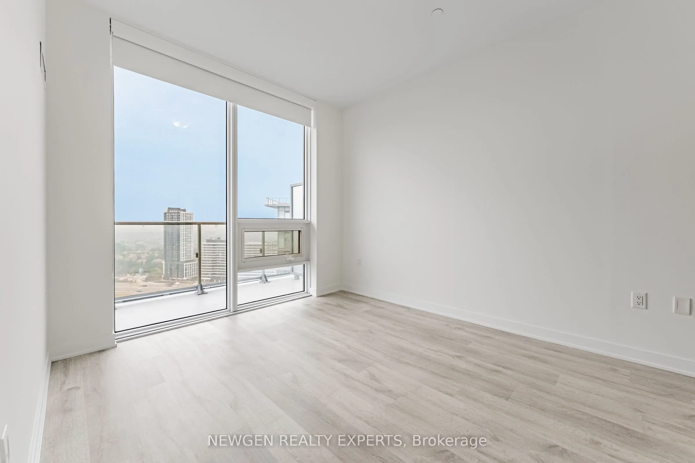 4655 Metcalfe Avenue, #PH 2203