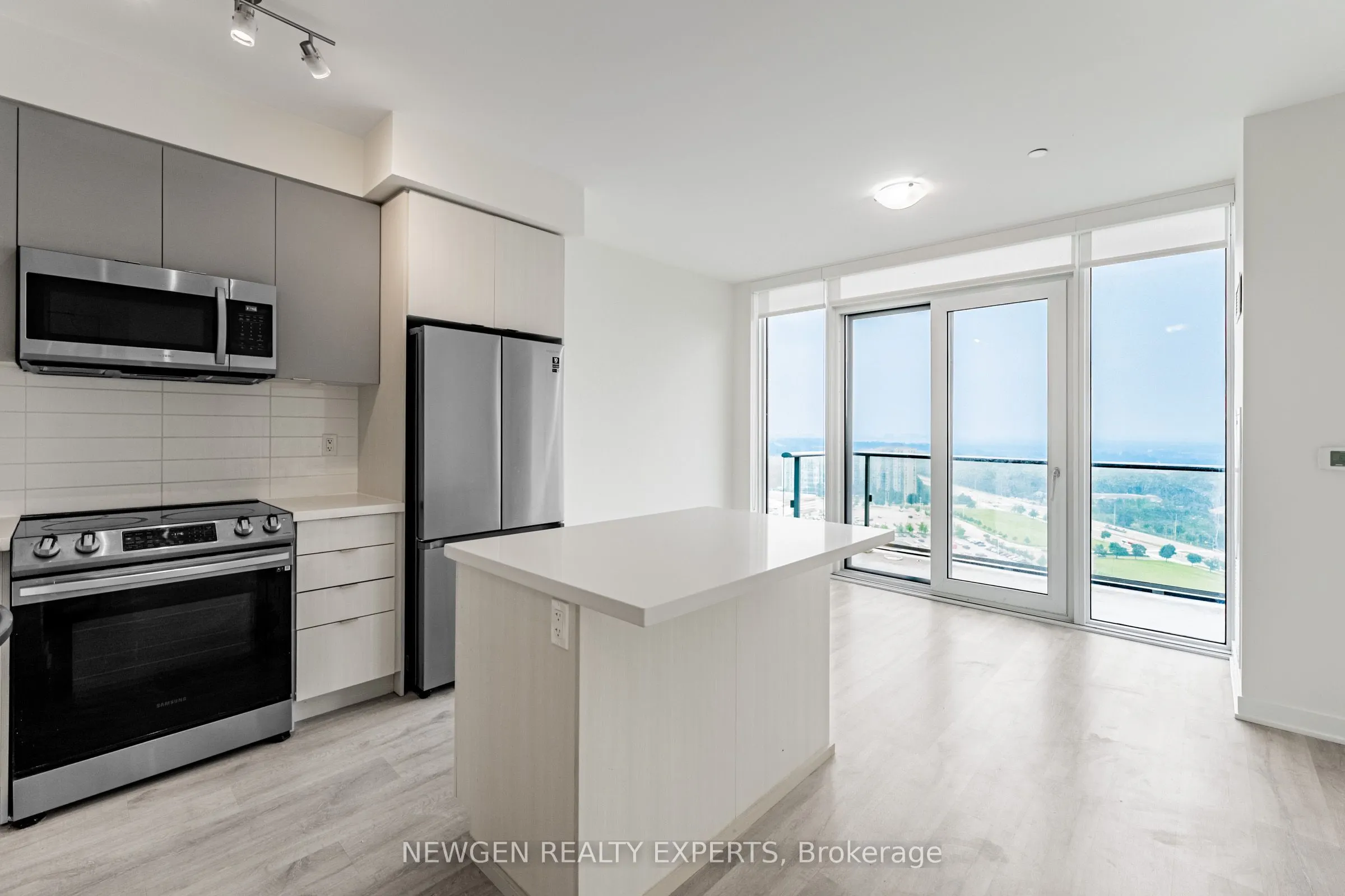 4655 Metcalfe Avenue, #PH 2203