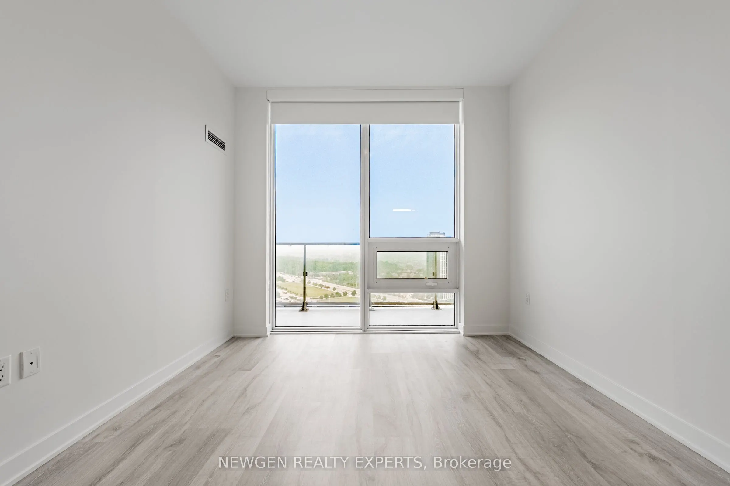 4655 Metcalfe Avenue, #PH 2203