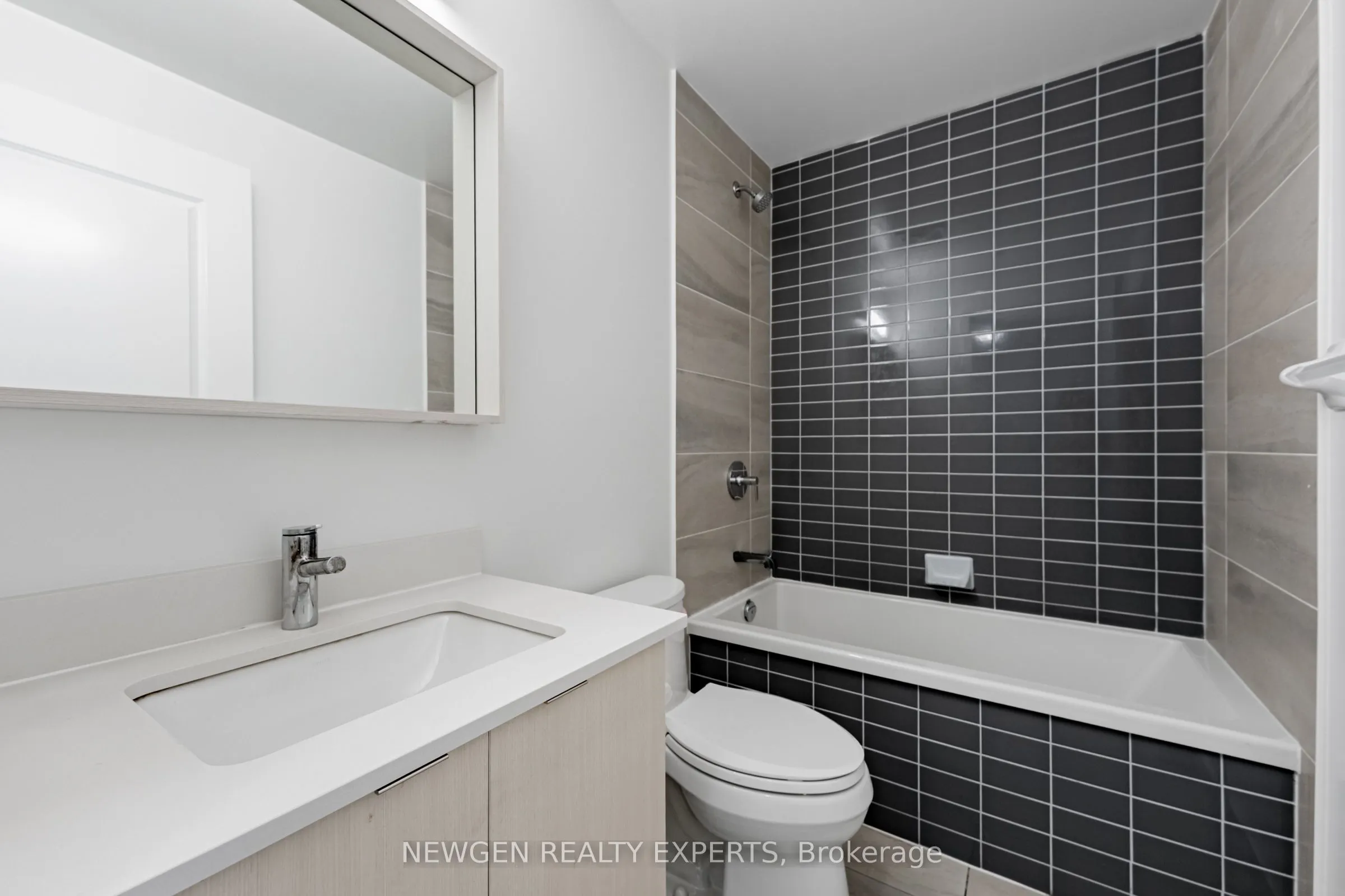 4655 Metcalfe Avenue, #PH 2203