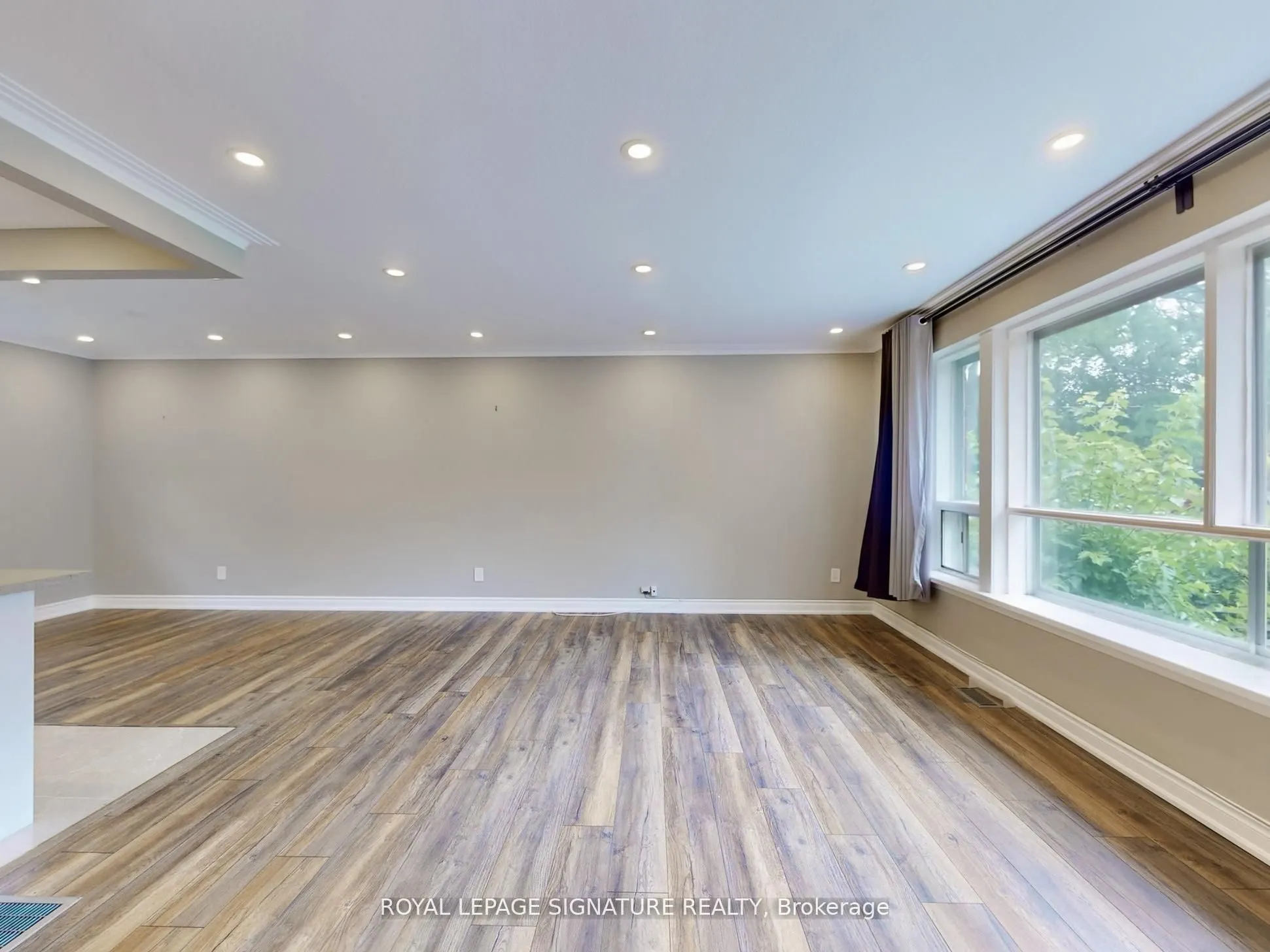 1821 Christopher Road