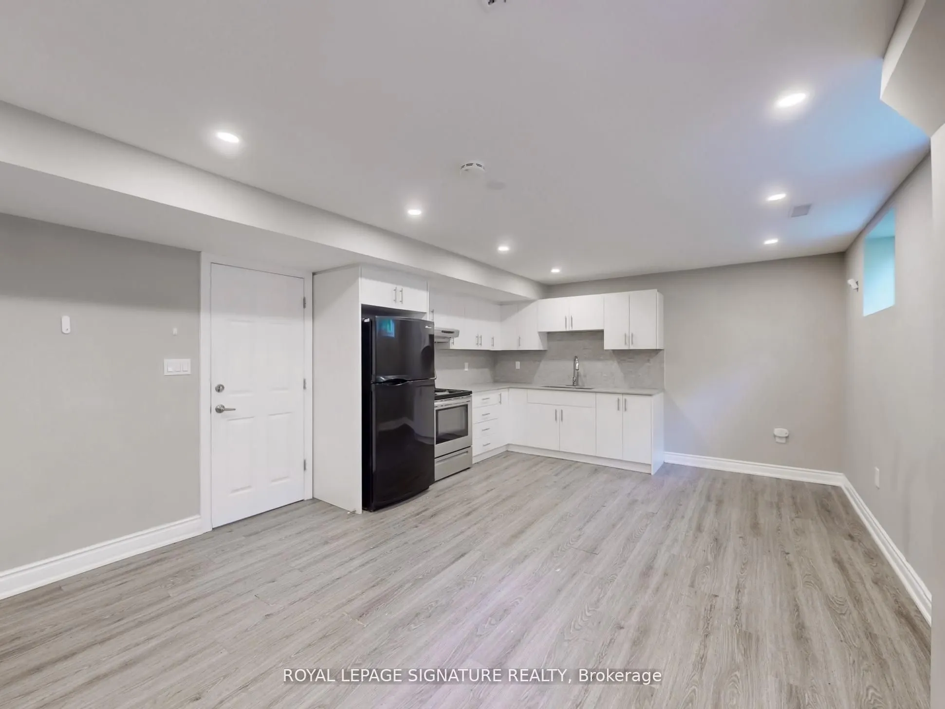 1821 Christopher Road